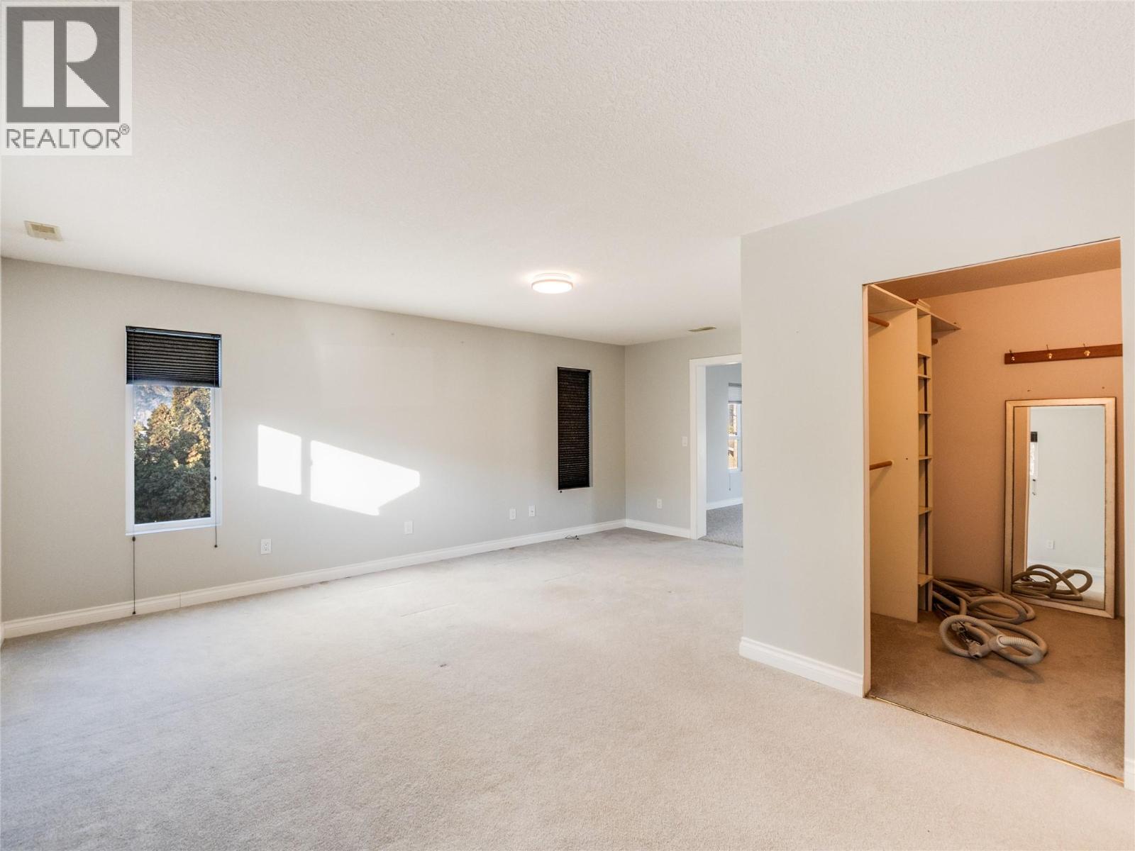 2628 6th Avenue, Castlegar, British Columbia  V1N 2W2 - Photo 42 - 10375853