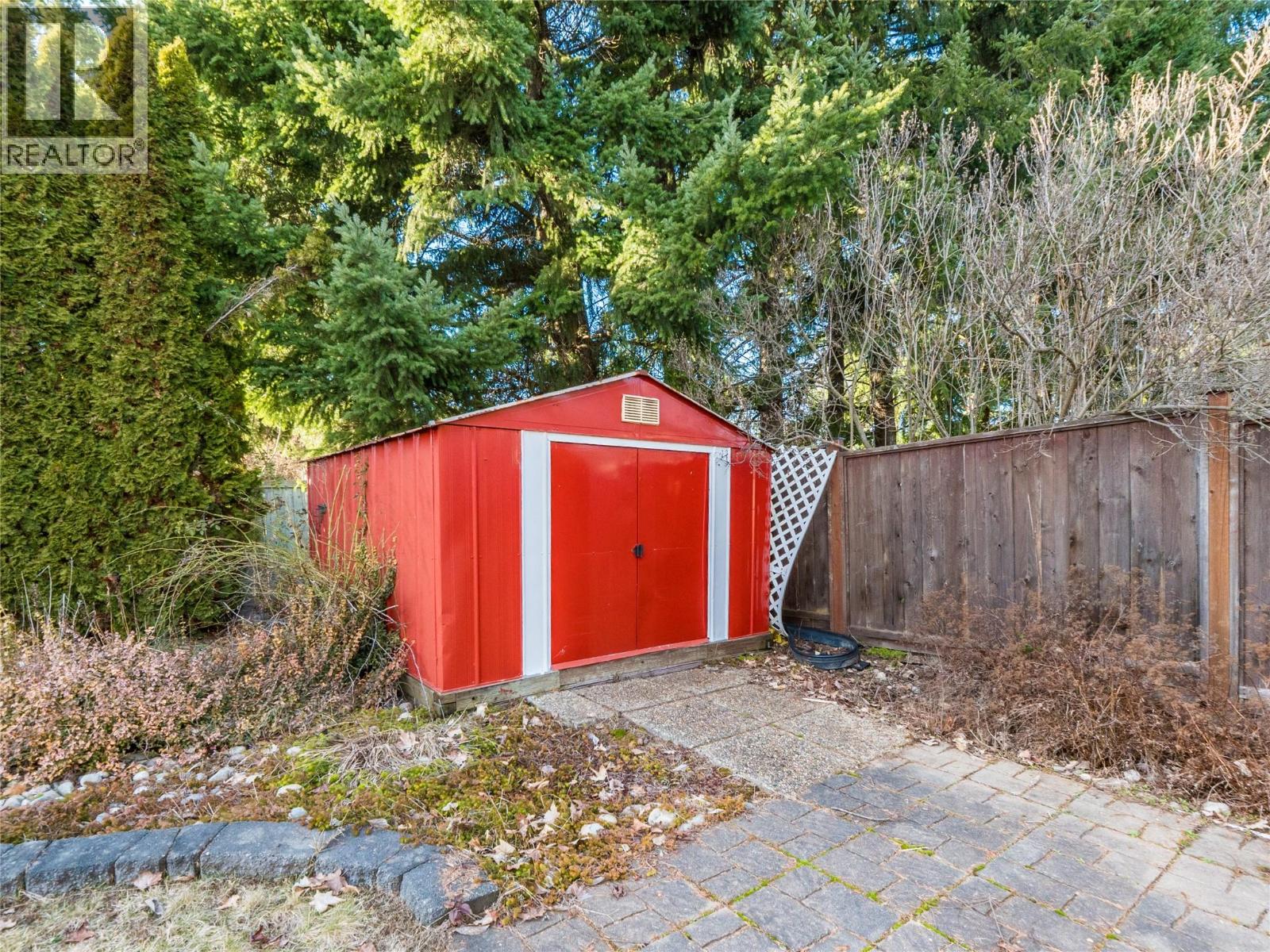 2628 6th Avenue, Castlegar, British Columbia  V1N 2W2 - Photo 64 - 10375853