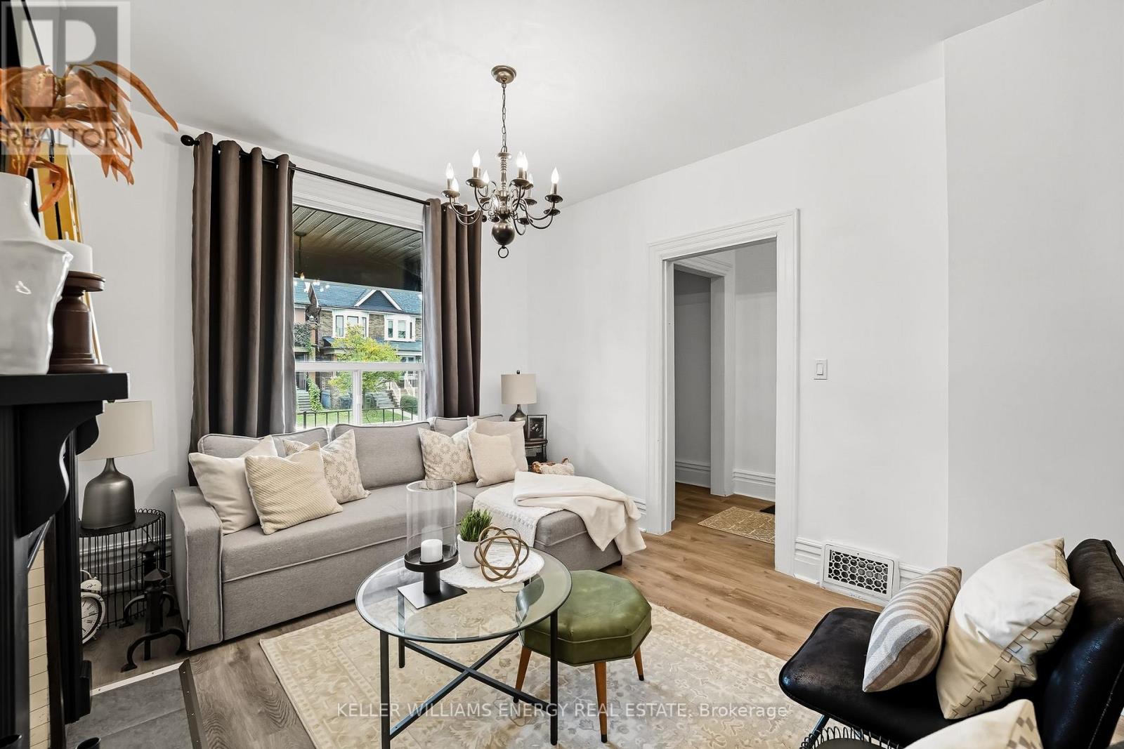 25 Spring Grove Avenue, Toronto, Ontario  M6N 3H2 - Photo 13 - W12788632