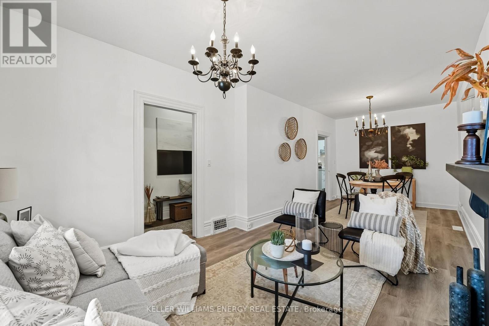 25 Spring Grove Avenue, Toronto, Ontario  M6N 3H2 - Photo 15 - W12788632