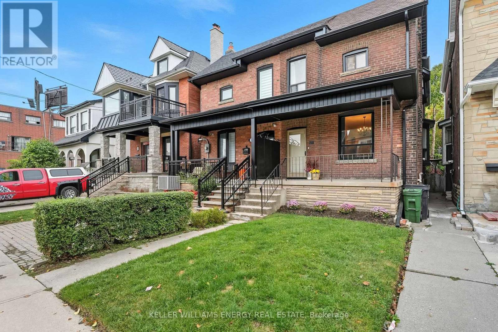 25 Spring Grove Avenue, Toronto, Ontario  M6N 3H2 - Photo 2 - W12788632