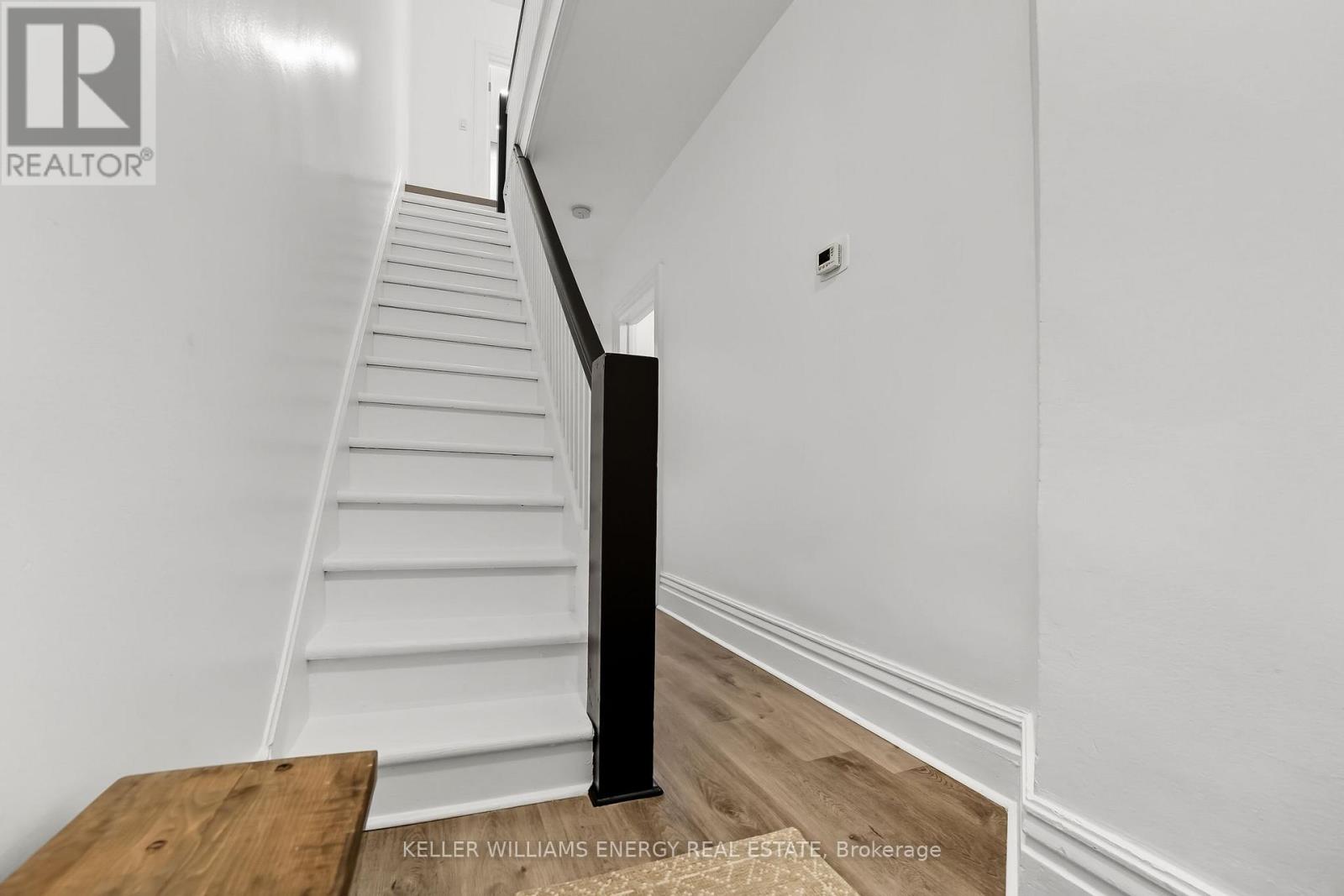 25 Spring Grove Avenue, Toronto, Ontario  M6N 3H2 - Photo 39 - W12788632