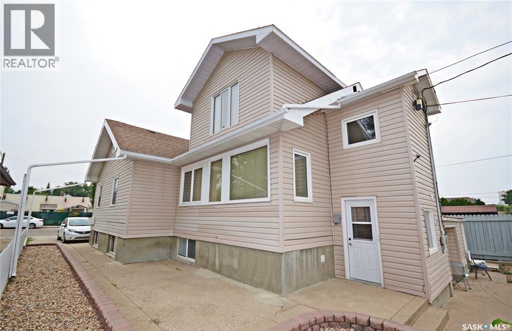 412 Iroquois Street W, Moose Jaw, Saskatchewan  S6H 5B3 - Photo 29 - SK028527