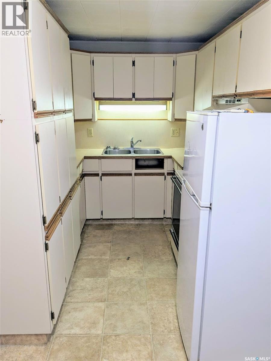 412 Iroquois Street W, Moose Jaw, Saskatchewan  S6H 5B3 - Photo 19 - SK028527