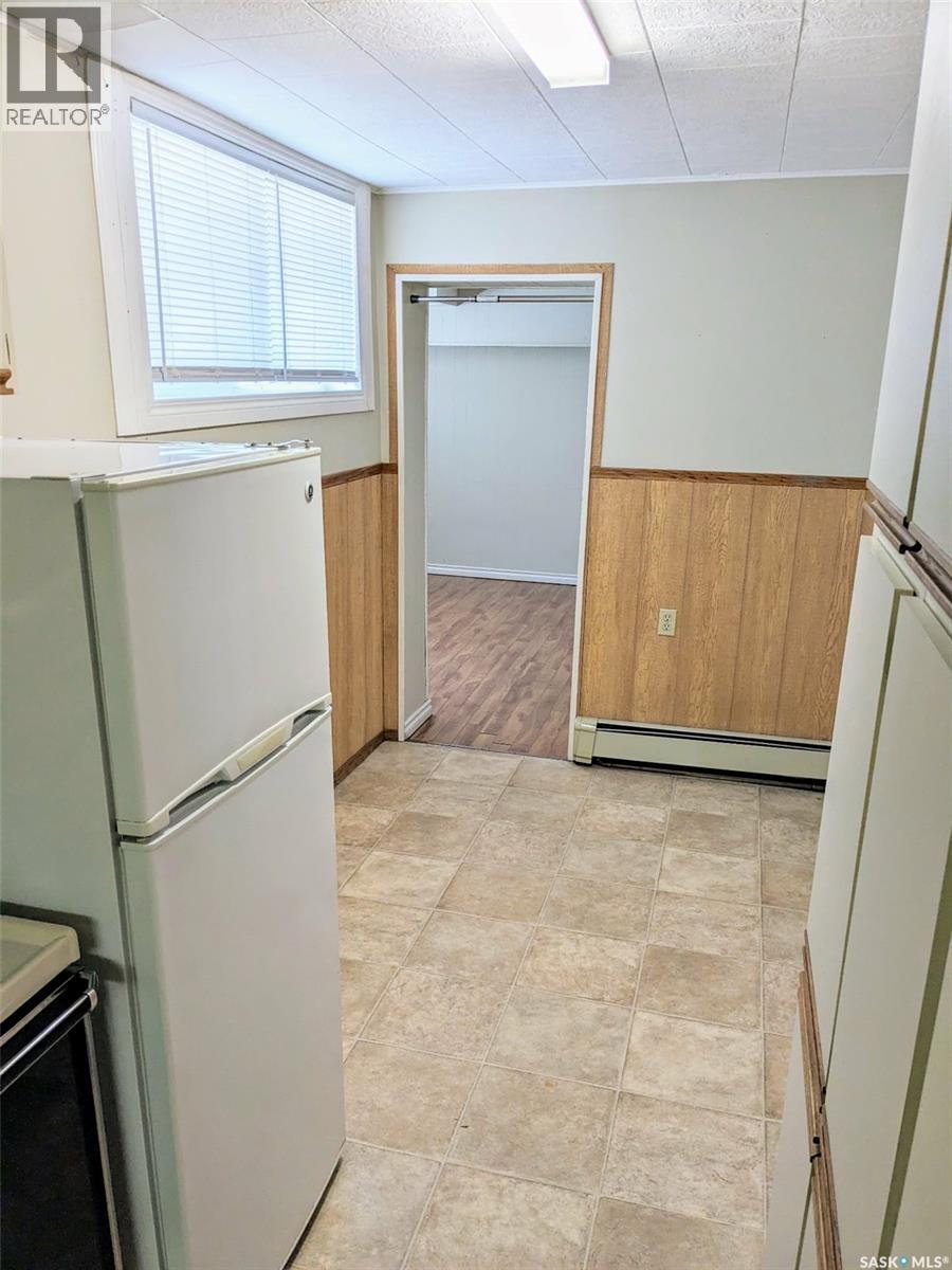 412 Iroquois Street W, Moose Jaw, Saskatchewan  S6H 5B3 - Photo 18 - SK028527