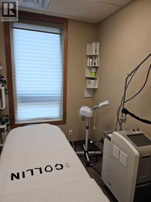 123 Evergreen Alley Sw, Calgary, Alberta  T2Y 0J4 - Photo 5 - A2265748