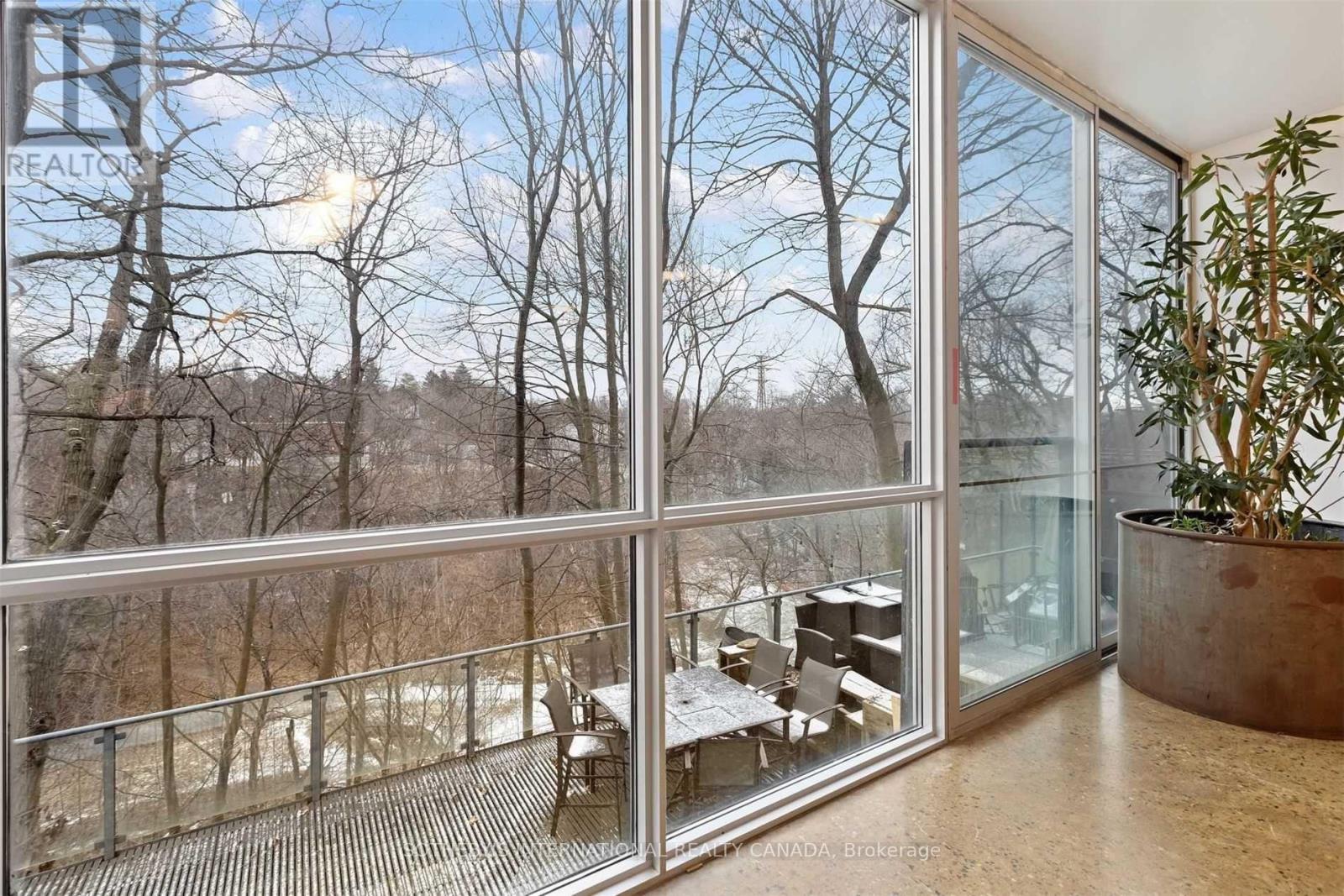 Main - 62 Summerhill Gardens, Toronto, Ontario  M4T 1B4 - Photo 7 - C12788118