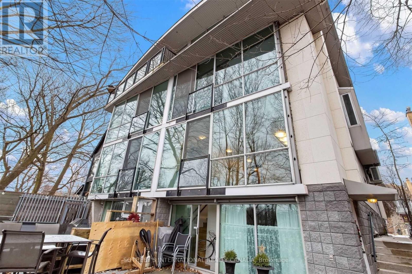 Main - 62 Summerhill Gardens, Toronto, Ontario  M4T 1B4 - Photo 6 - C12788118