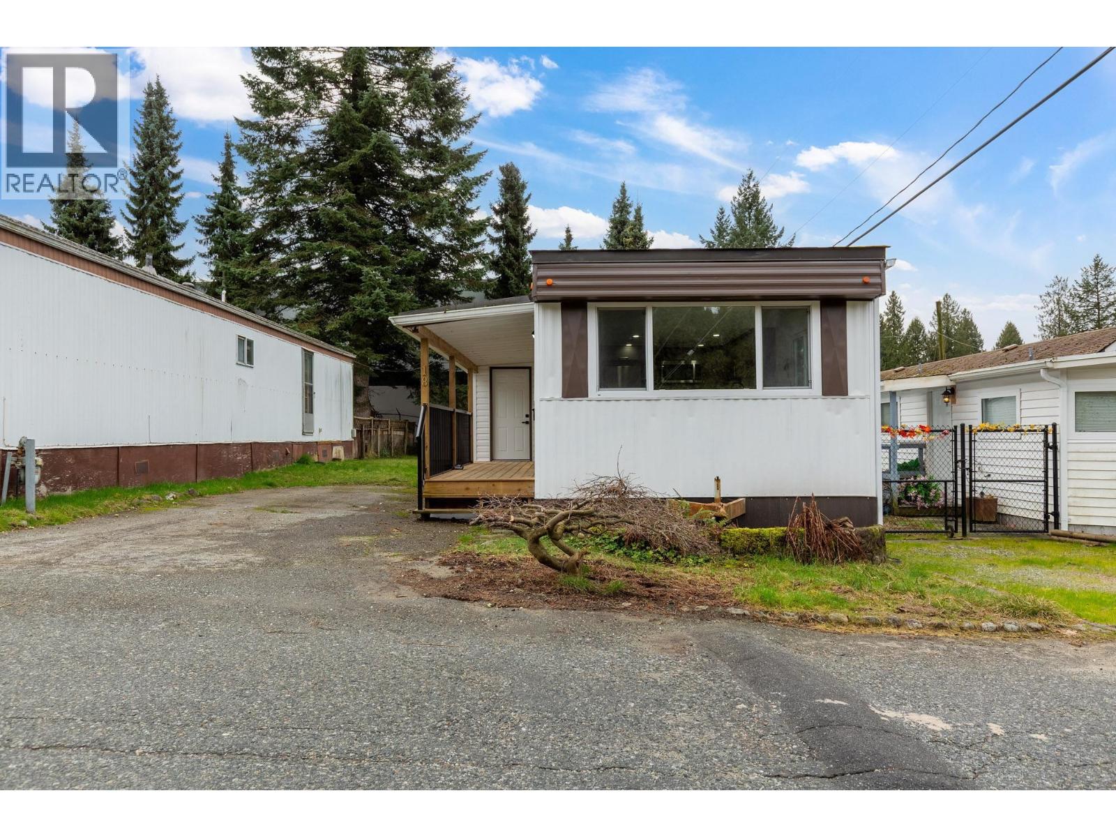 18 21163 Lougheed Highway, Maple Ridge, British Columbia  V2X 2R4 - Photo 3 - R3089789