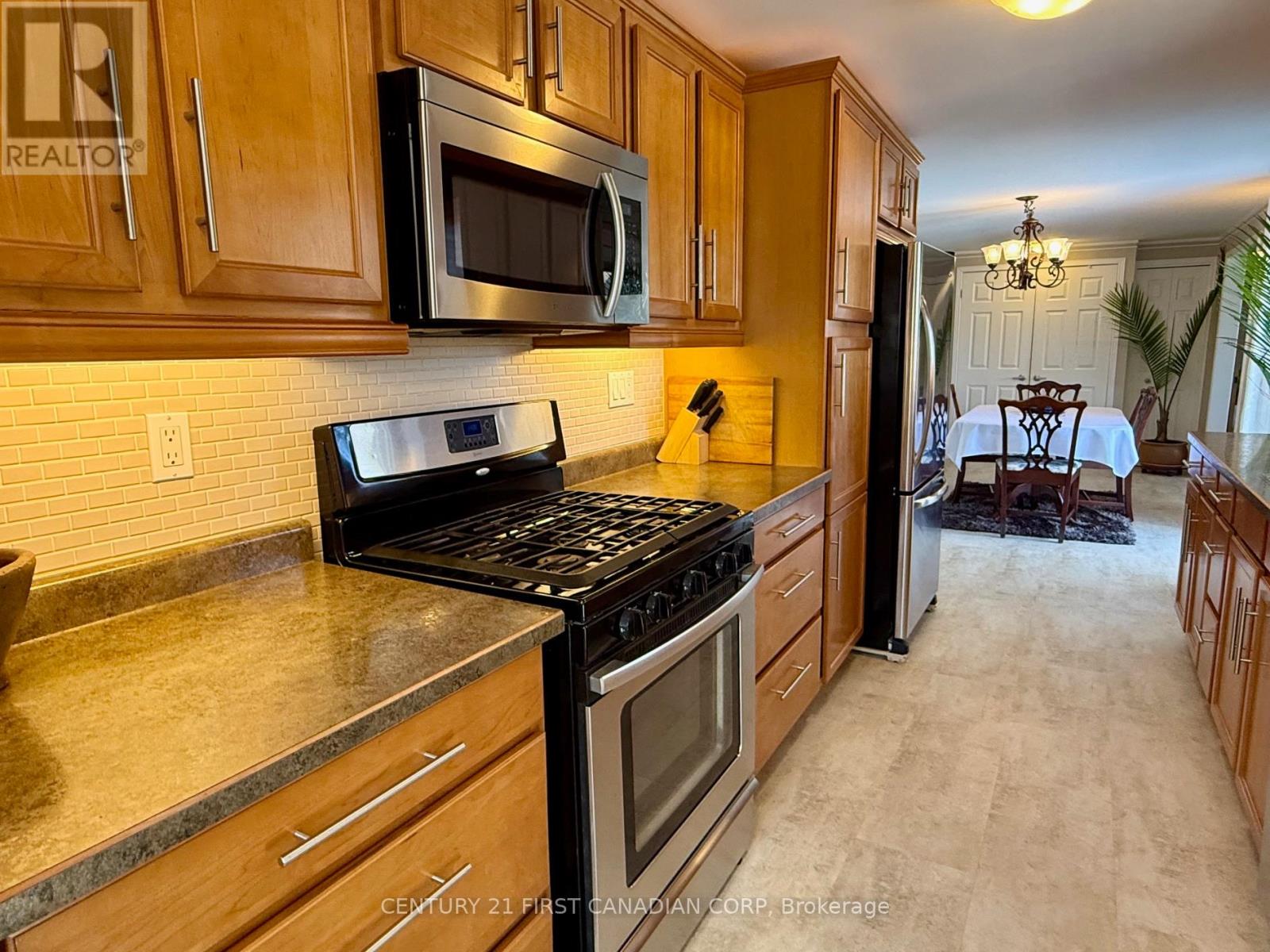 29 Maple Grove Court, South Huron, Ontario  N0M 1T0 - Photo 17 - X12788618