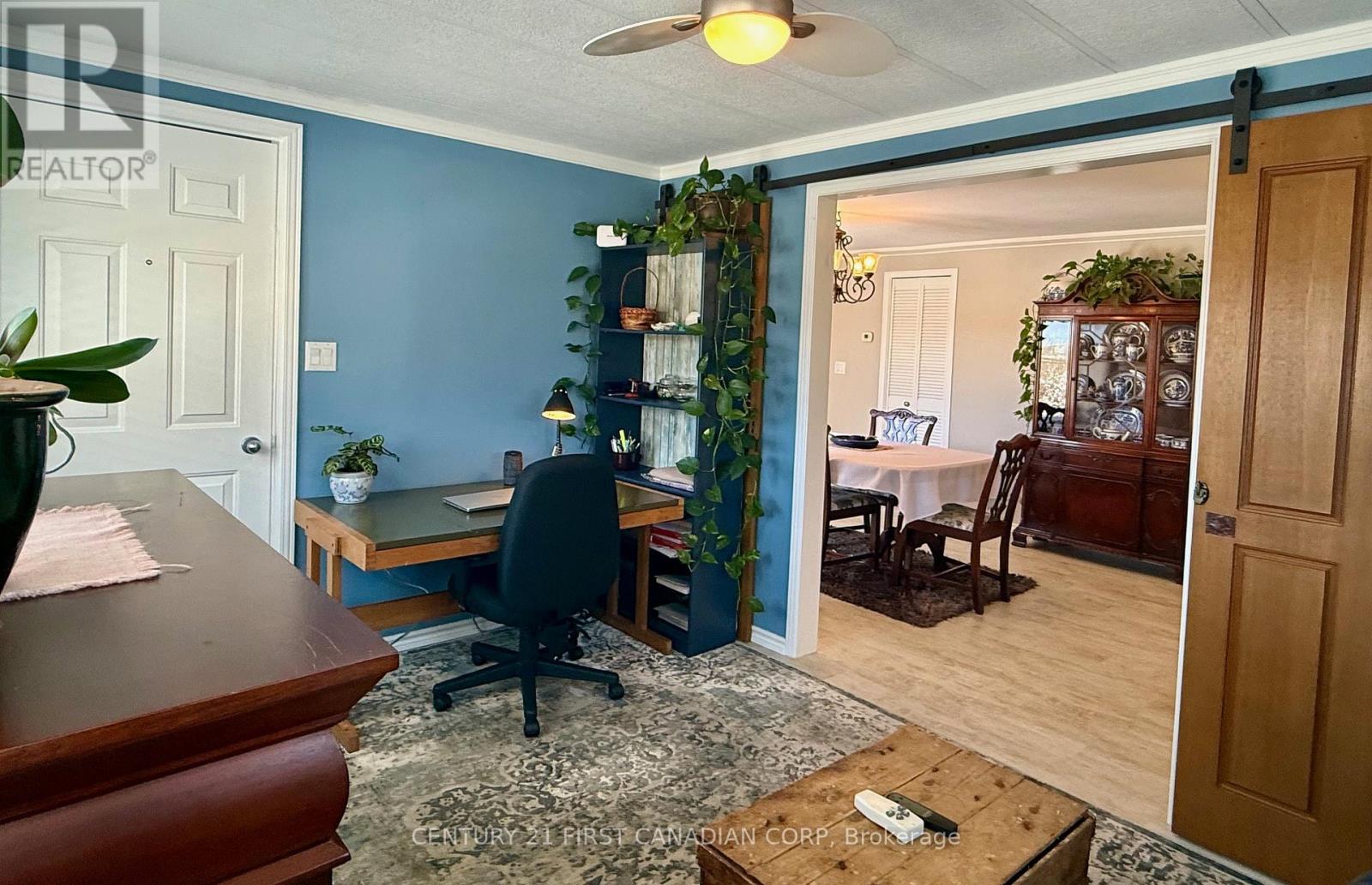 29 Maple Grove Court, South Huron, Ontario  N0M 1T0 - Photo 24 - X12788618