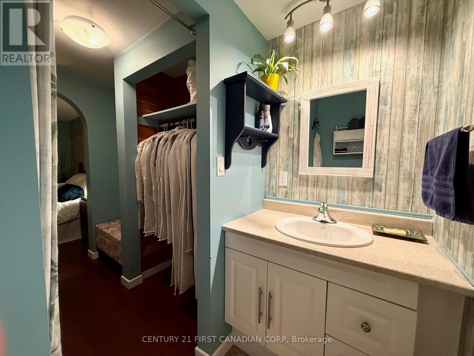 29 Maple Grove Court, South Huron, Ontario  N0M 1T0 - Photo 39 - X12788618