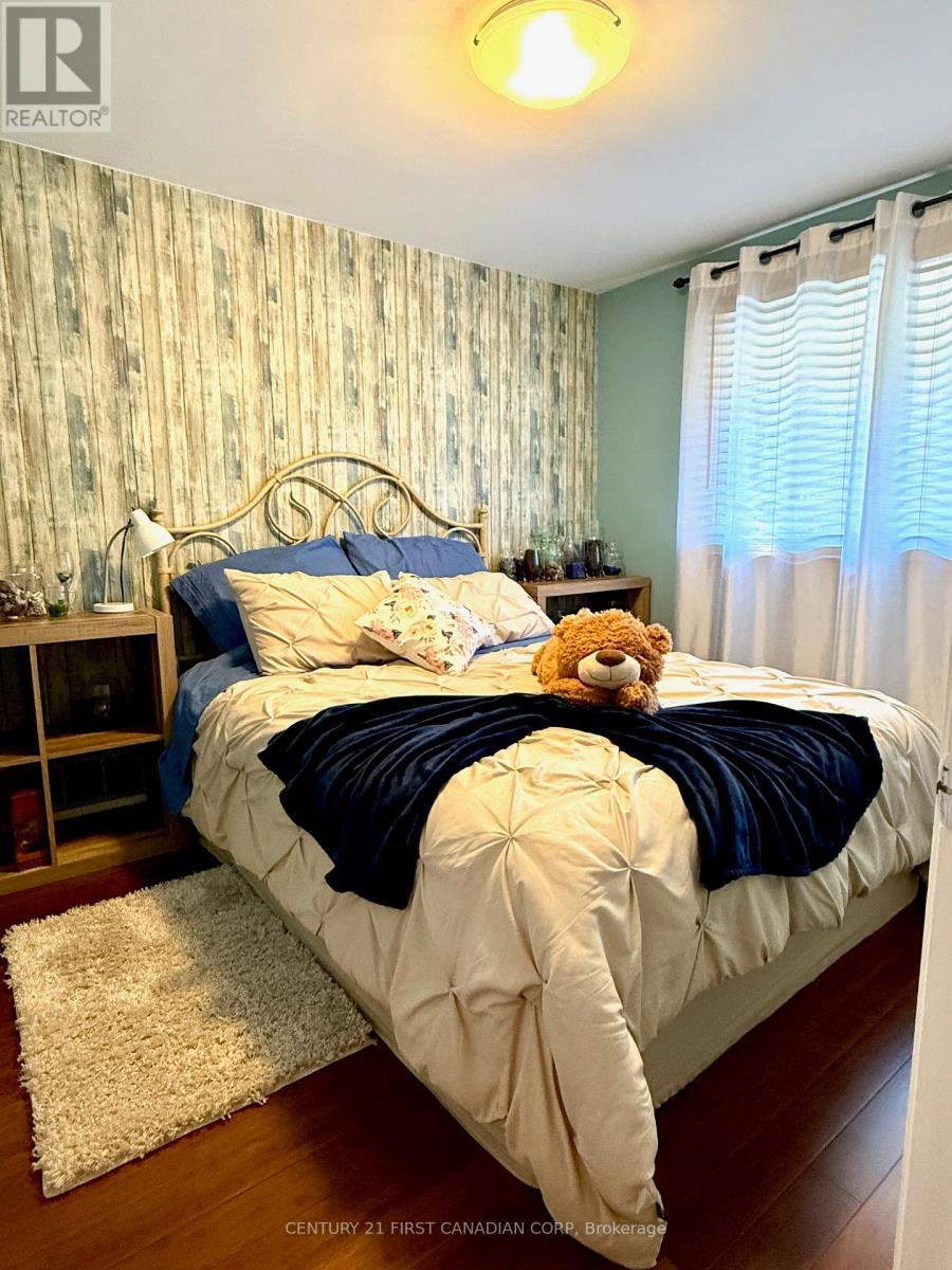 29 Maple Grove Court, South Huron, Ontario  N0M 1T0 - Photo 40 - X12788618