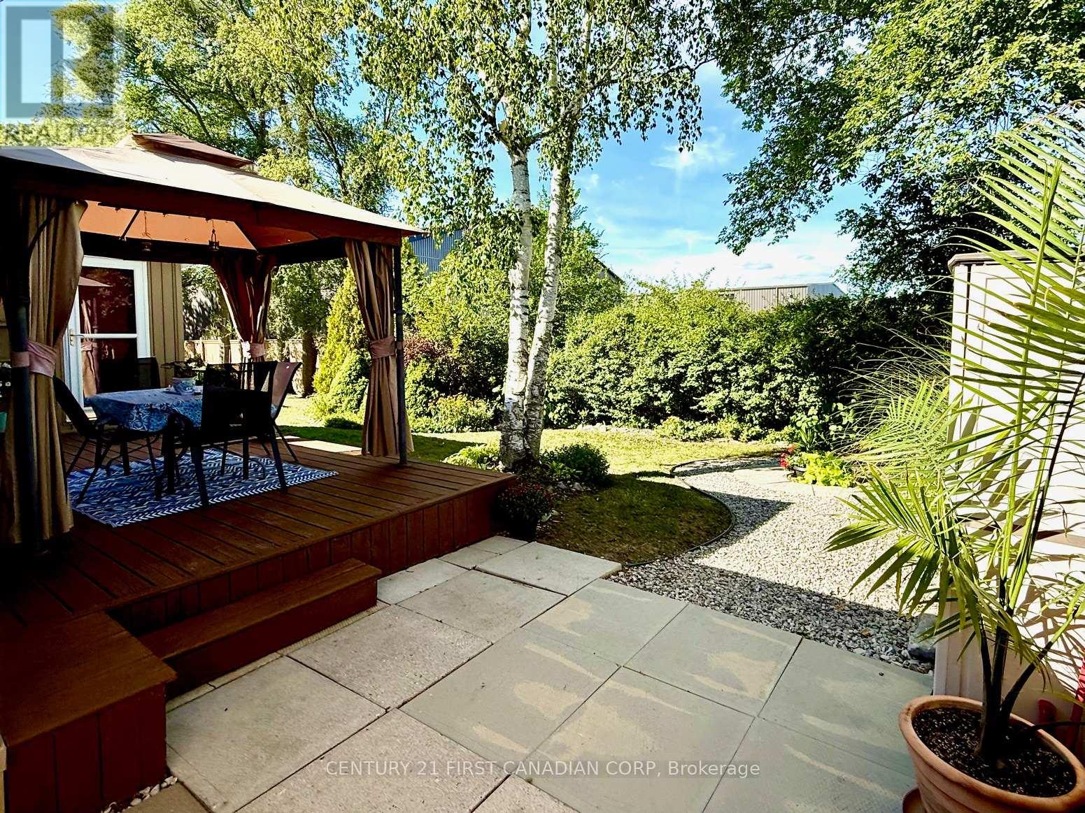 29 Maple Grove Court, South Huron, Ontario  N0M 1T0 - Photo 44 - X12788618