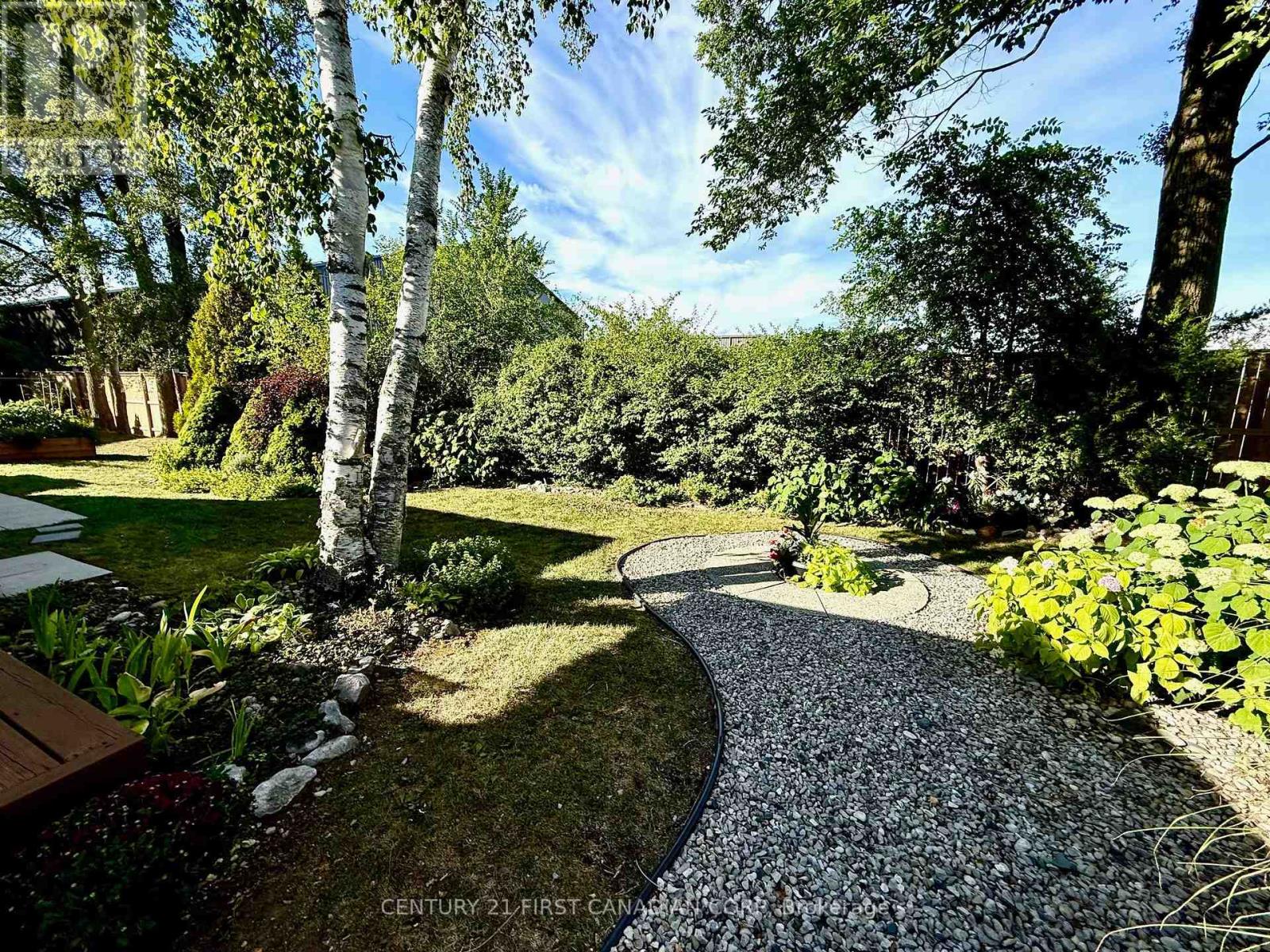 29 Maple Grove Court, South Huron, Ontario  N0M 1T0 - Photo 45 - X12788618