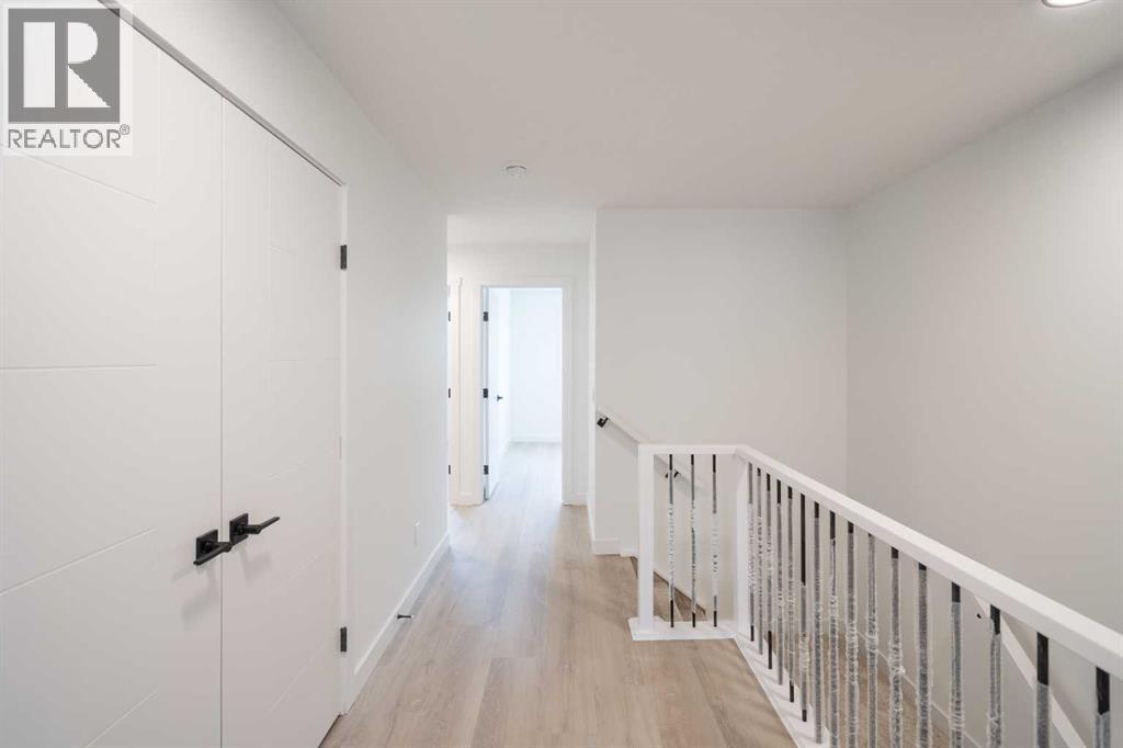 90 Baysprings Terrace Sw, Airdrie, Alberta  T4B 4A8 - Photo 7 - A2284616