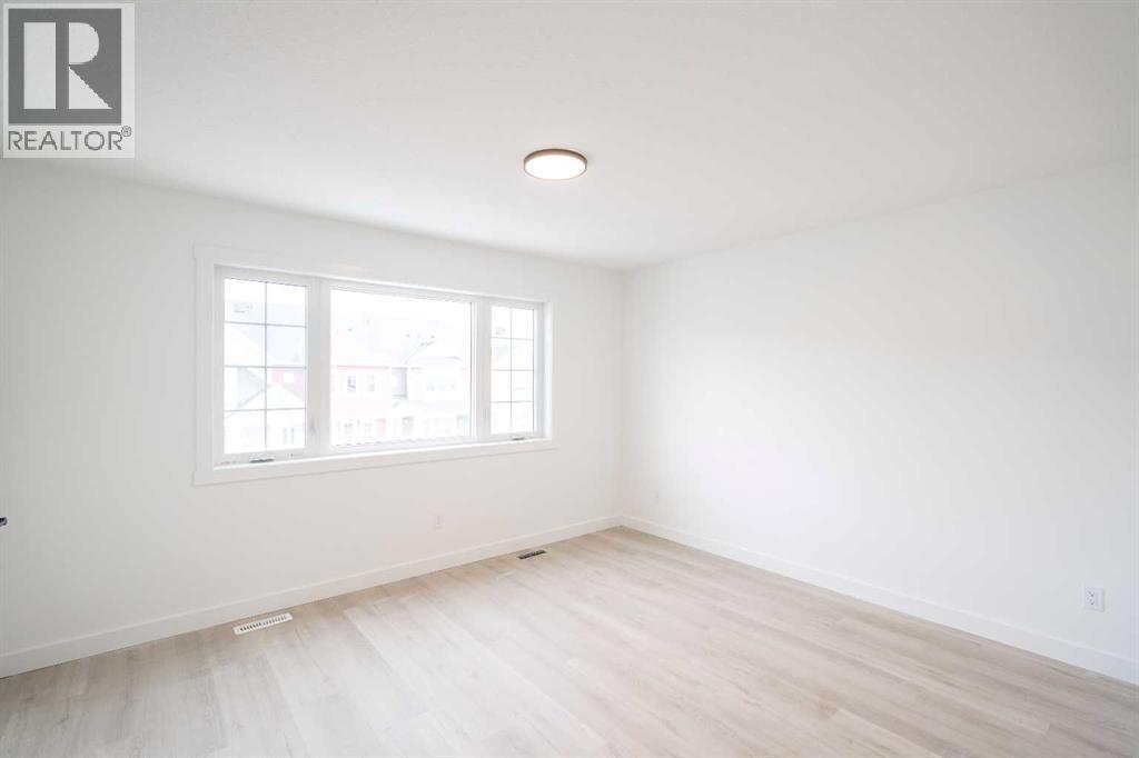 90 Baysprings Terrace Sw, Airdrie, Alberta  T4B 4A8 - Photo 11 - A2284616