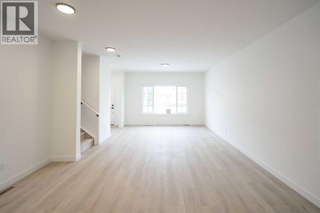 90 Baysprings Terrace Sw, Airdrie, Alberta  T4B 4A8 - Photo 3 - A2284616