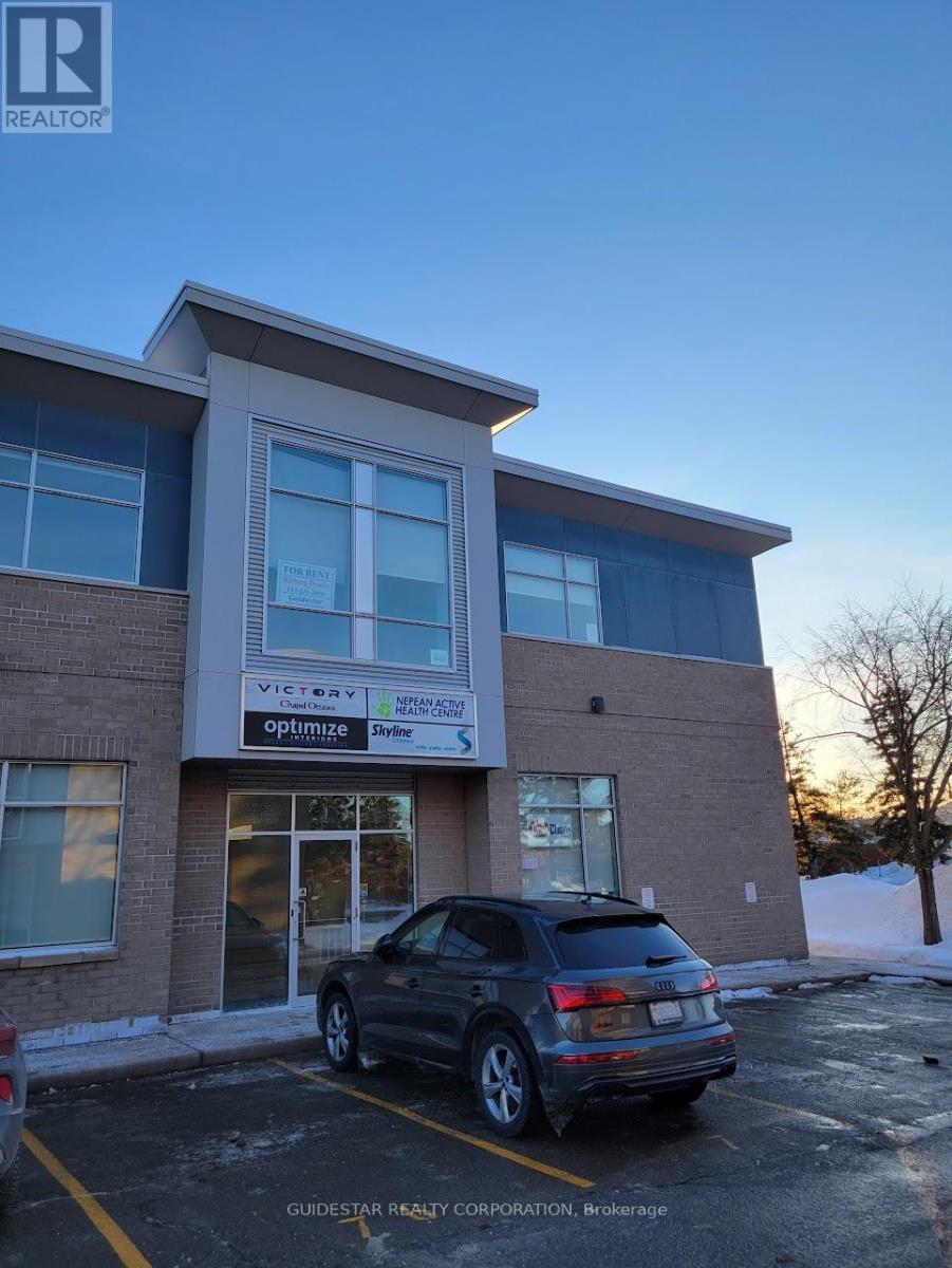 <h3>$2,300 Monthly</h3><p>210 - 35 Auriga Drive, Ottawa, Ontario</p>