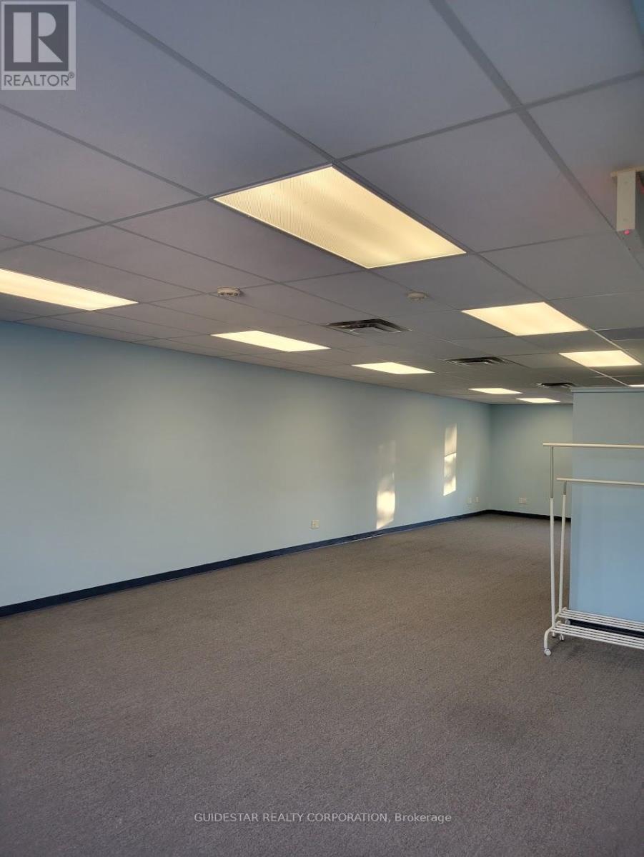 210 - 35 Auriga Drive, Ottawa, Ontario  K2E 8B7 - Photo 2 - X12788598