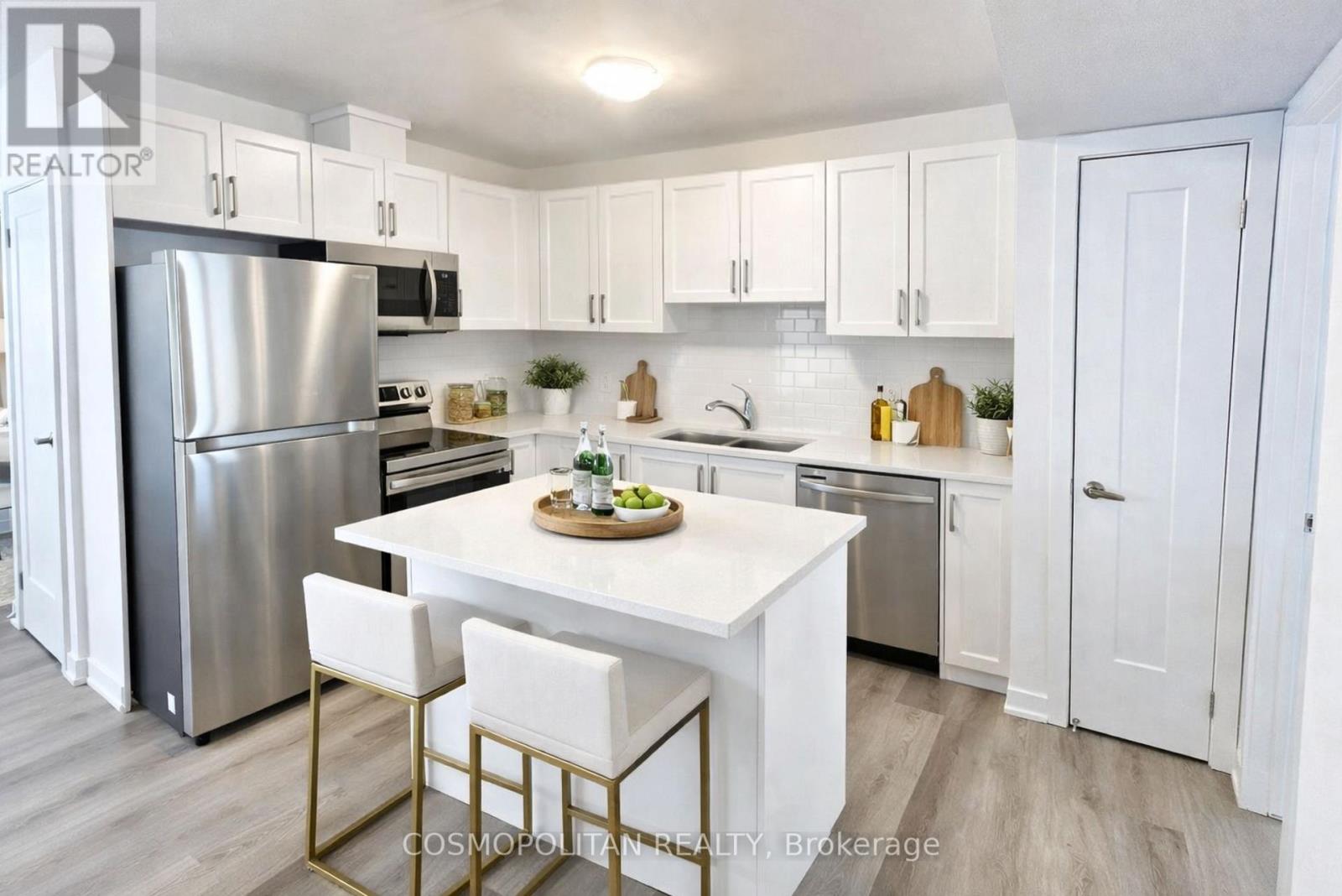 335 - 4263 Fourth Avenue, Niagara Falls, Ontario  L2E 0C2 - Photo 4 - X12788640