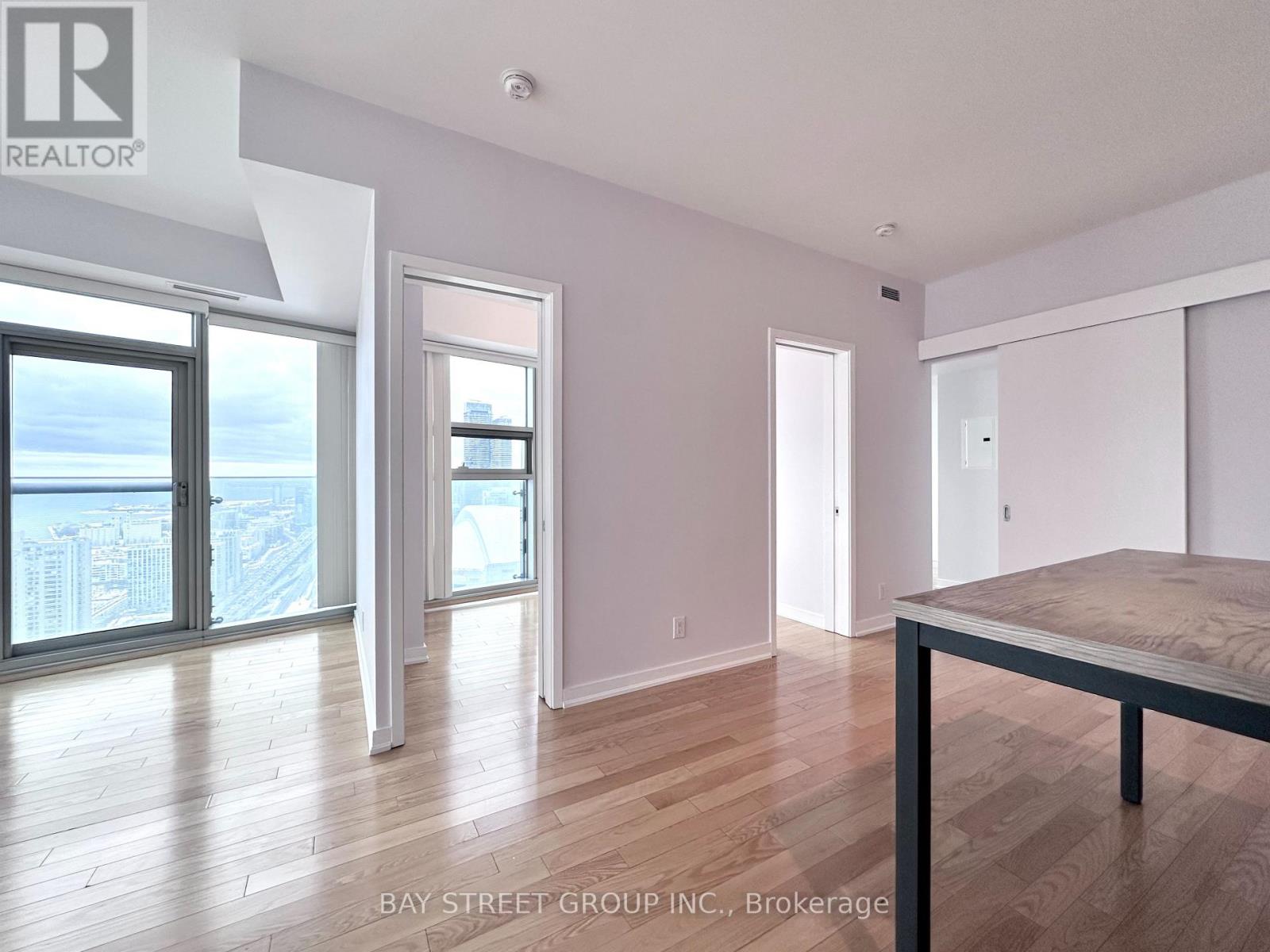 3704 - 12 York Street, Toronto (Waterfront Communities), Ontario  M5J 0A9 - Photo 30 - C12784588
