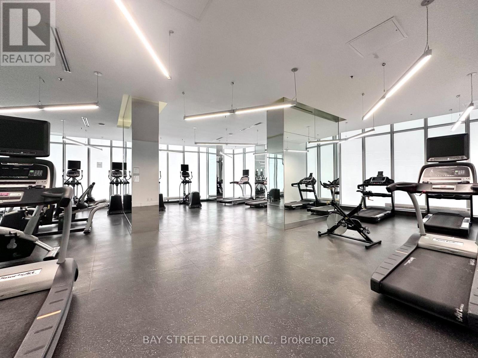 3704 - 12 York Street, Toronto (Waterfront Communities), Ontario  M5J 0A9 - Photo 38 - C12784588