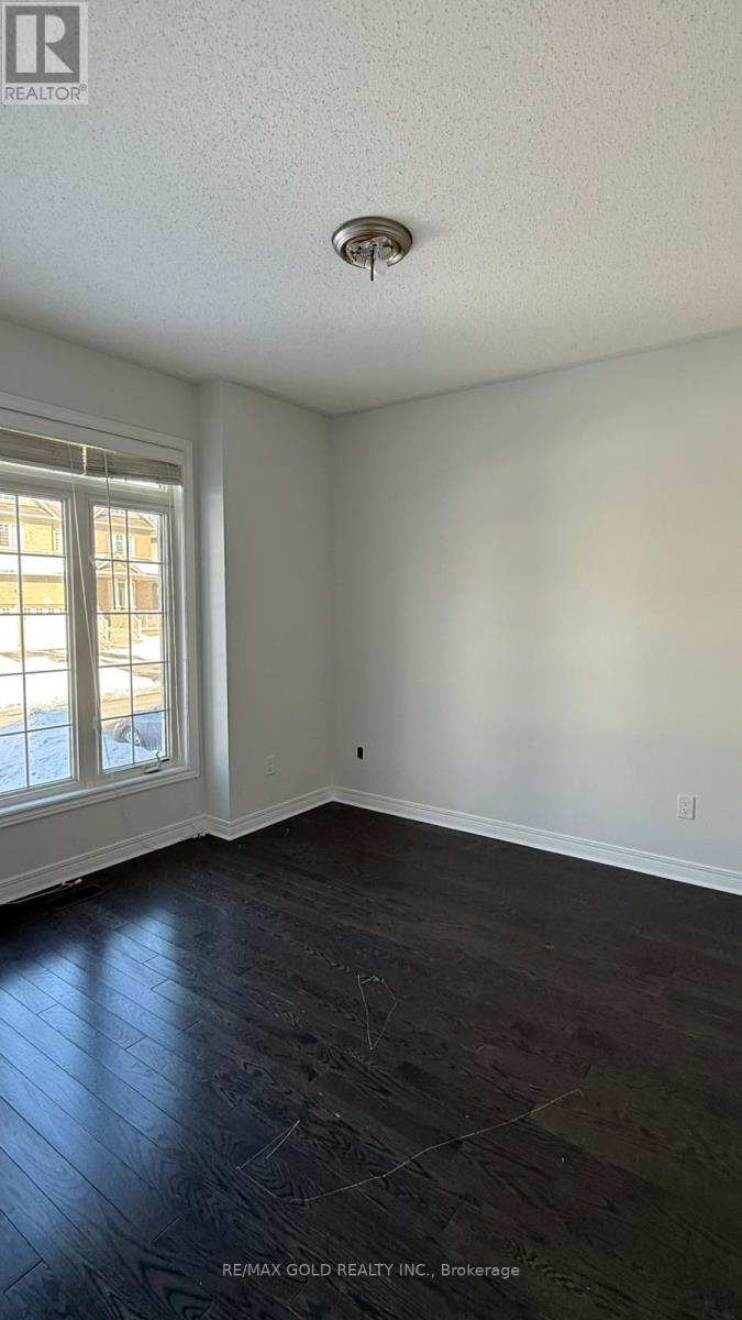 29 Attraction Drive, Brampton, Ontario  L6Y 2Z8 - Photo 9 - W12772192