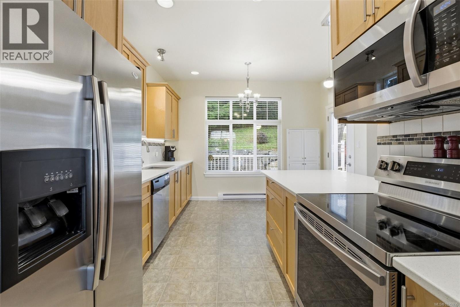 6466 Willowpark Way, Sooke, British Columbia  V9Z 0Y5 - Photo 19 - 1025935