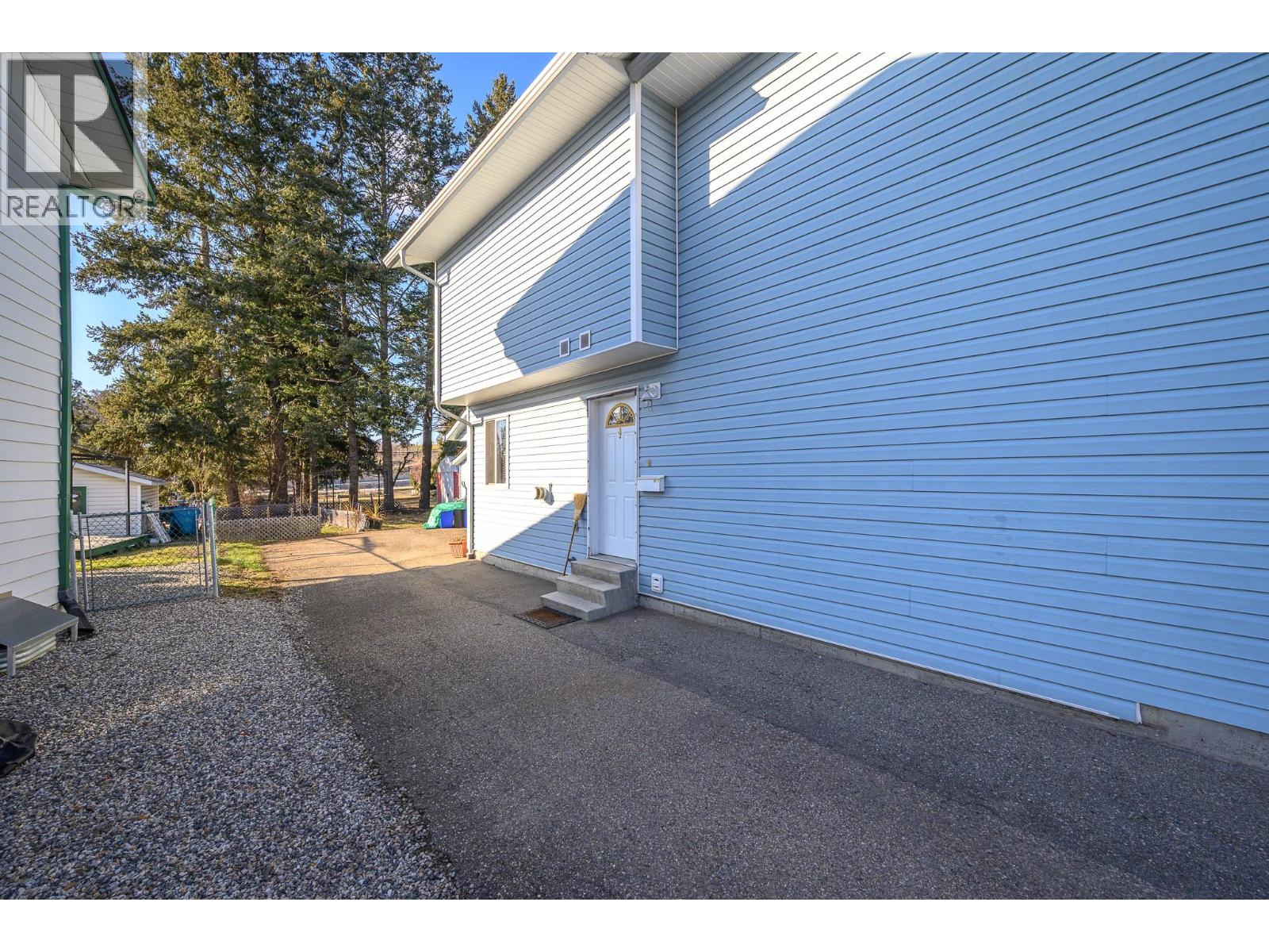 5964 Star Road, Vernon, British Columbia  V1B 3P4 - Photo 31 - 10375395