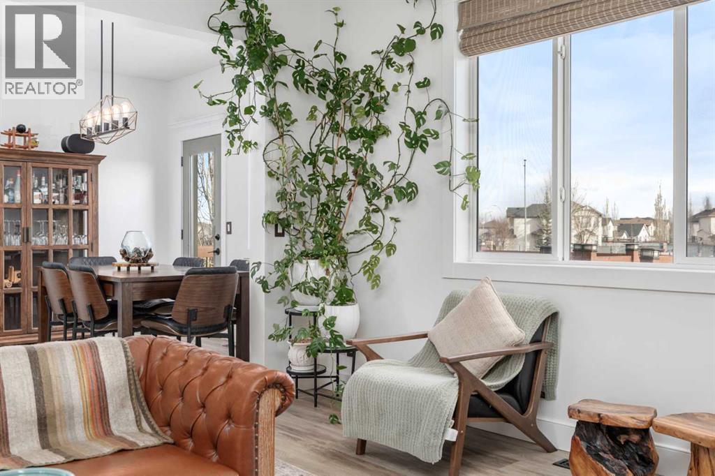 18 Cimarron Grove Bay, Okotoks, Alberta  T1S 2H3 - Photo 13 - A2270676