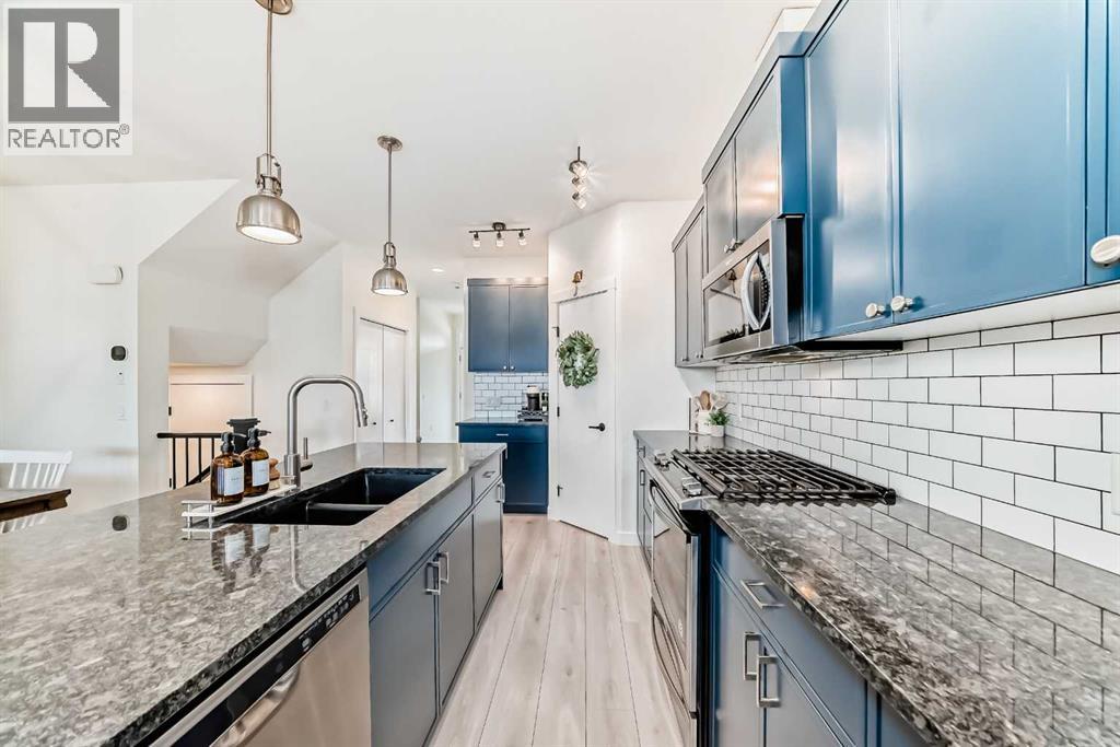 513 Chinook Gate Square Sw, Airdrie, Alberta  T4B 4W1 - Photo 10 - A2284483