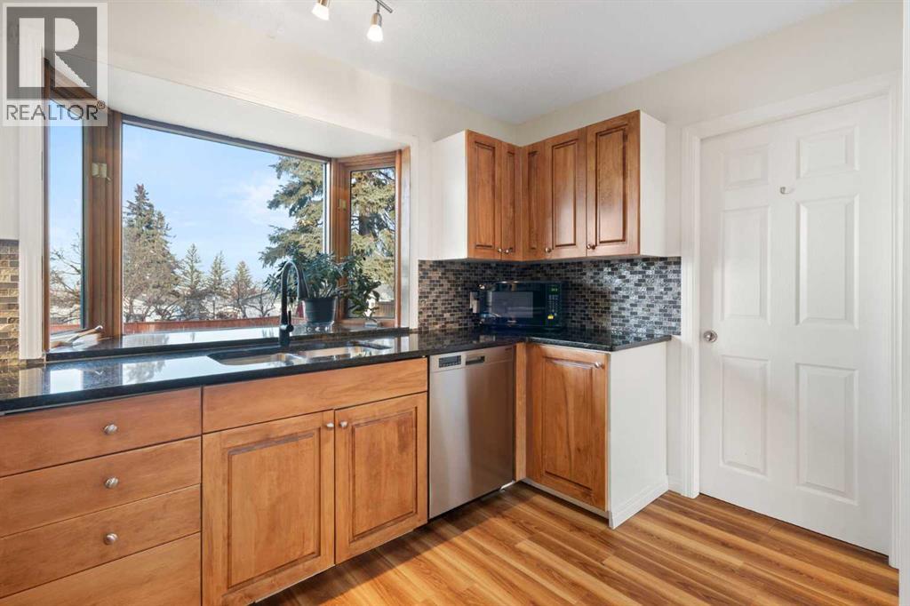 308 Hunterbrook Place Nw, Calgary, Alberta  T2K 4V8 - Photo 12 - A2285558