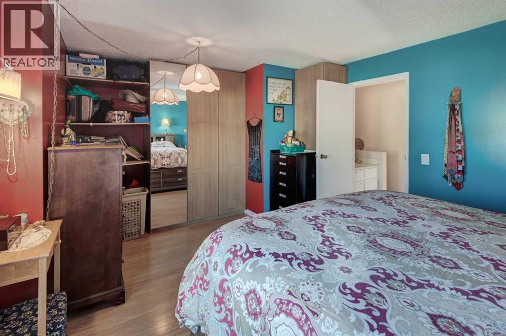 59 Erin Woods Place Se, Calgary, Alberta  T2B 2W5 - Photo 19 - A2286289