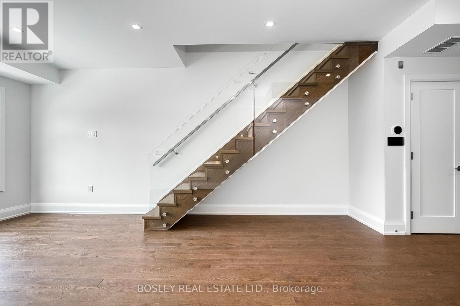 201 - 2579 Yonge Street, Toronto, Ontario  M4P 2J1 - Photo 3 - C12788652