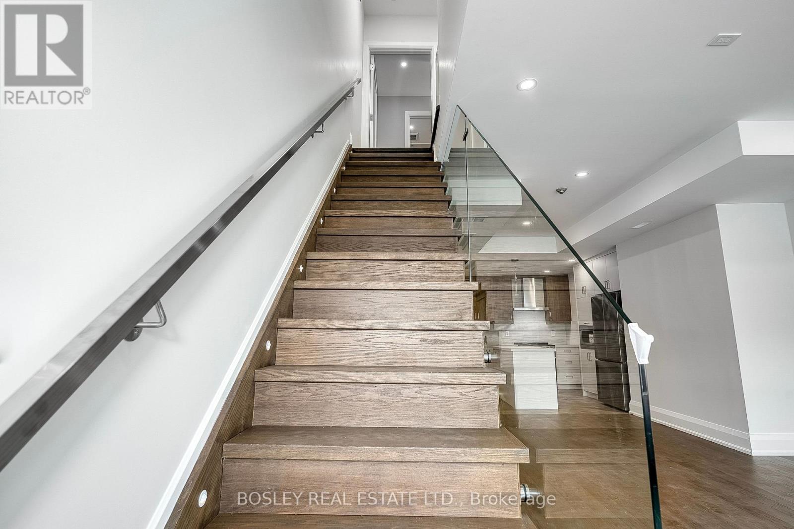 201 - 2579 Yonge Street, Toronto, Ontario  M4P 2J1 - Photo 8 - C12788652