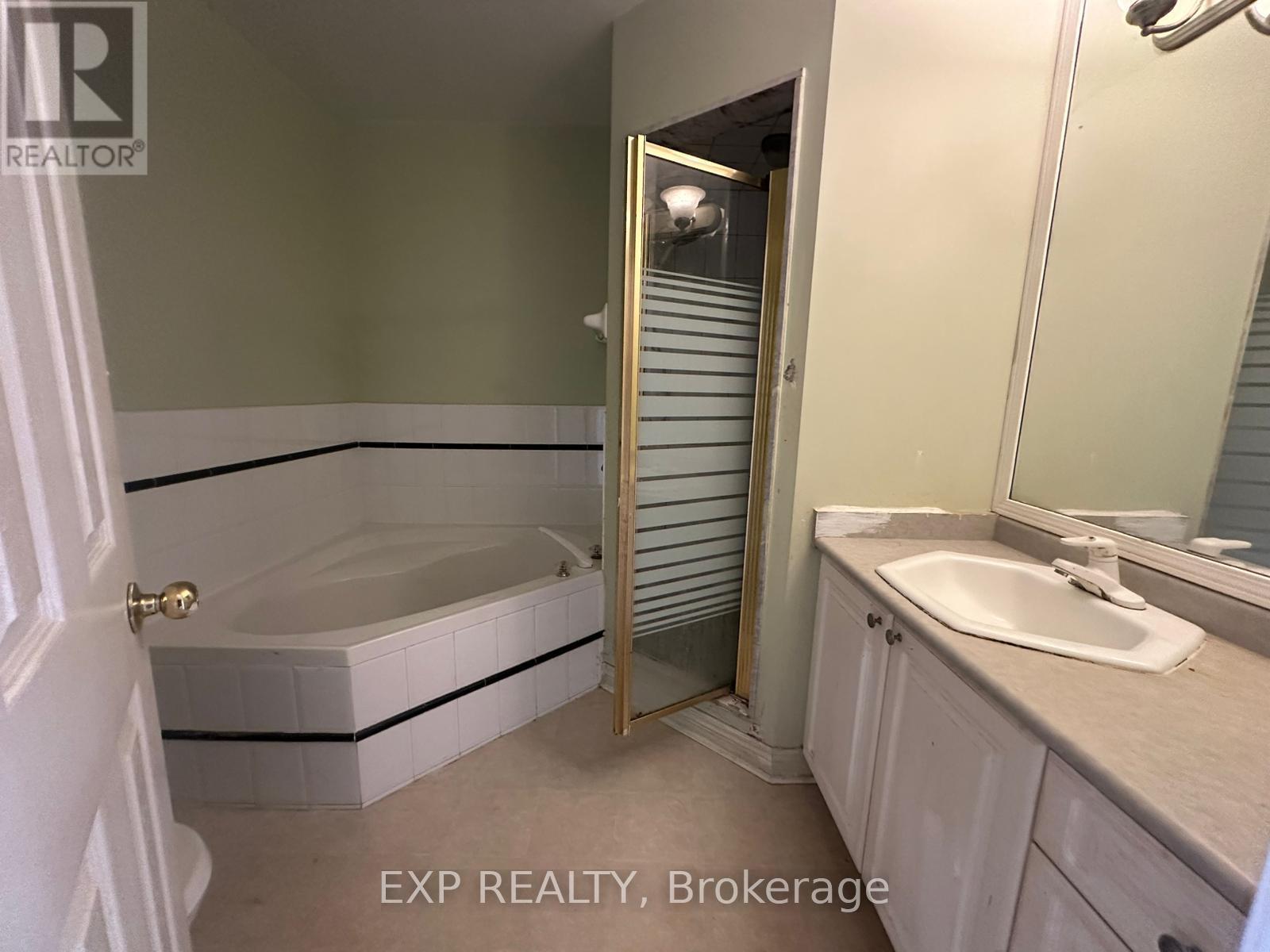 10 Guildpark Pathway, Toronto, Ontario  M1J 3P1 - Photo 20 - E12788668