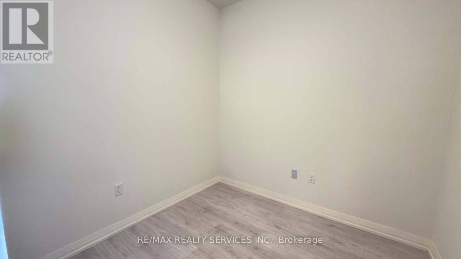 2412 - 27 Korda Gate, Vaughan, Ontario  L4K 0P6 - Photo 18 - N12788644