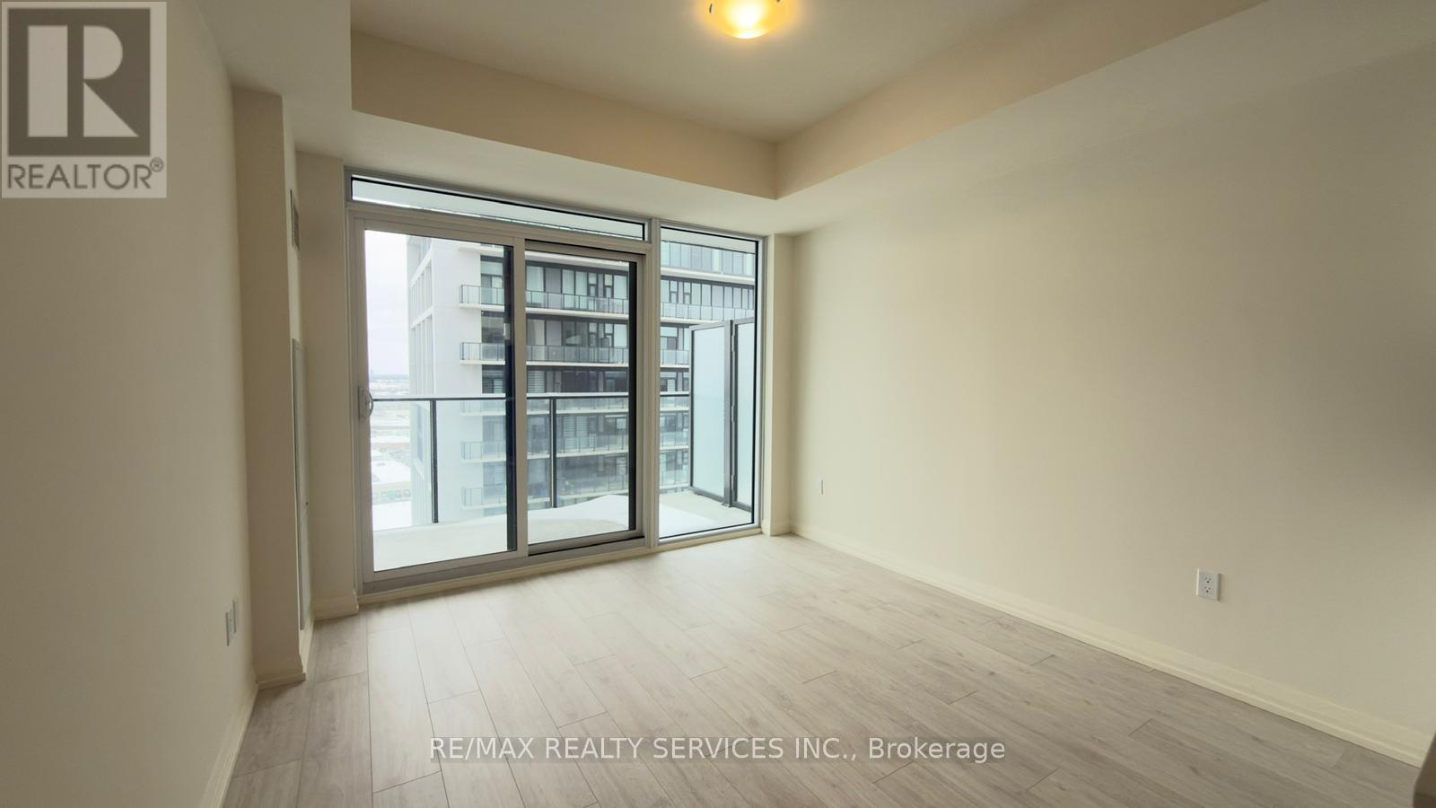 2412 - 27 Korda Gate, Vaughan, Ontario  L4K 0P6 - Photo 25 - N12788644