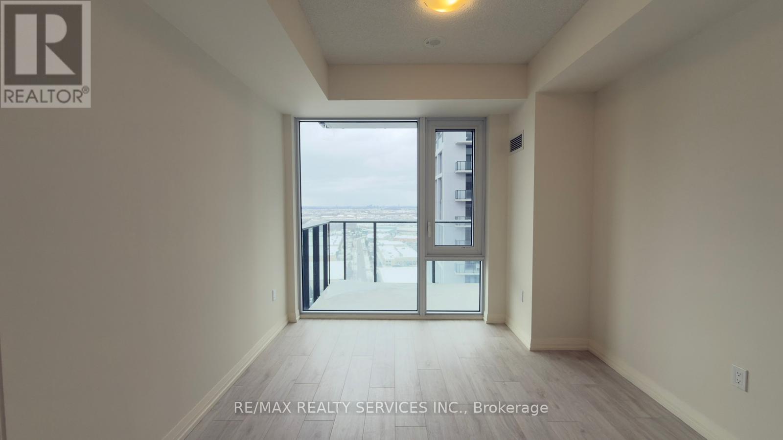 2412 - 27 Korda Gate, Vaughan, Ontario  L4K 0P6 - Photo 28 - N12788644