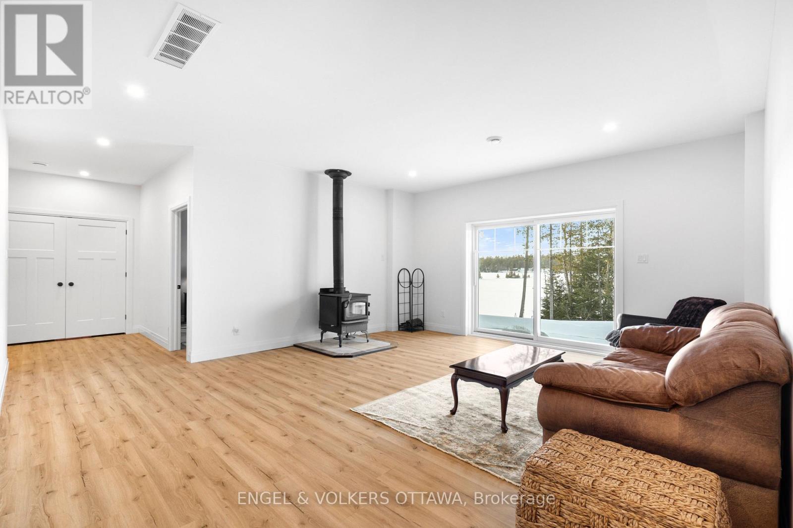 310 Calling Loon Lane, Lanark Highlands, Ontario  K0A 3L0 - Photo 26 - X12787738