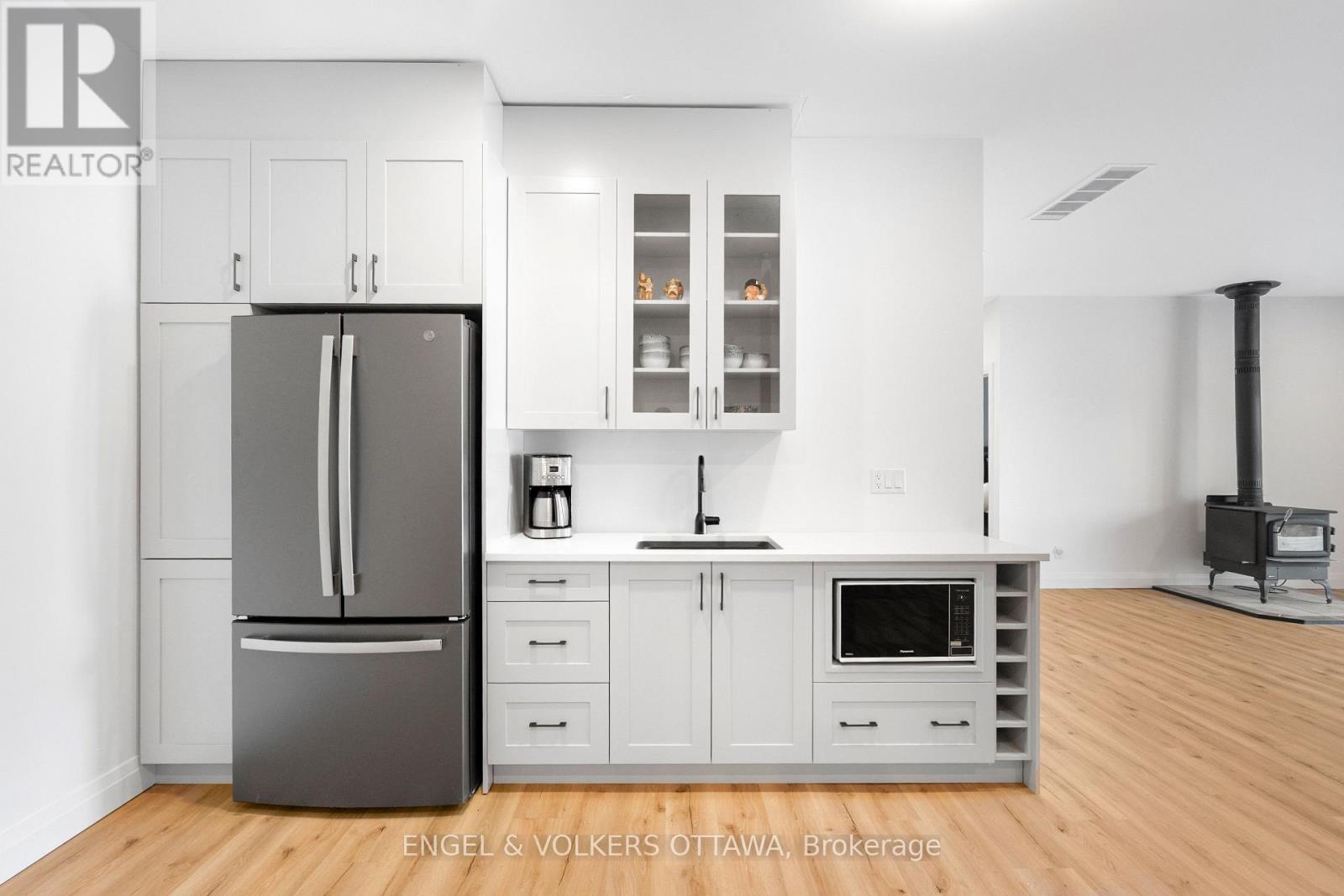 310 Calling Loon Lane, Lanark Highlands, Ontario  K0A 3L0 - Photo 27 - X12787738