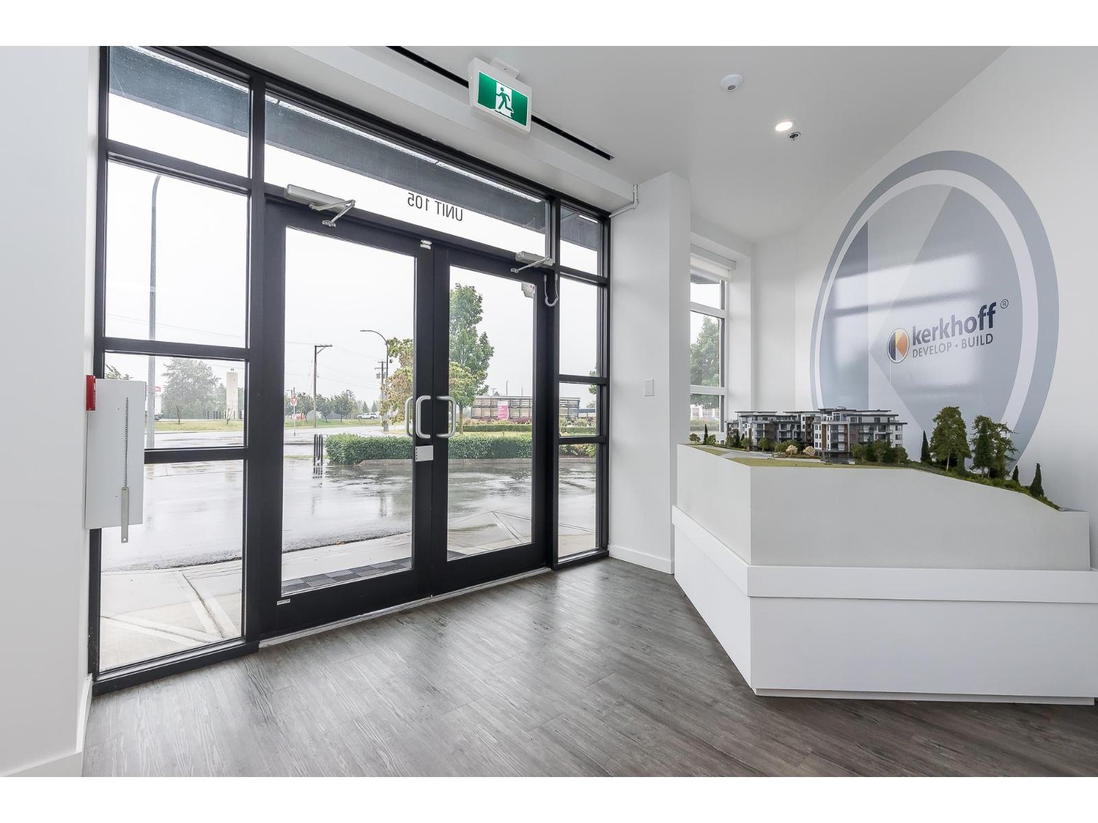 105 43995 Progress Way, West Chilliwack, Chilliwack, British Columbia  V2R 0E6 - Photo 2 - C8076205