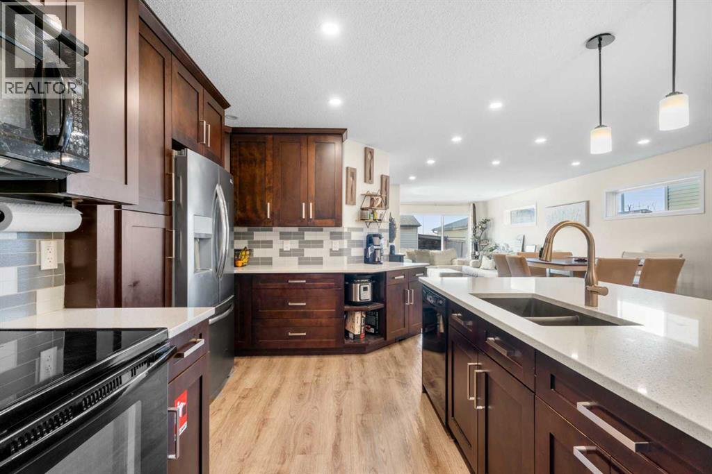 17 Cranford Place Se, Calgary, Alberta  T3M 0X8 - Photo 8 - A2283307