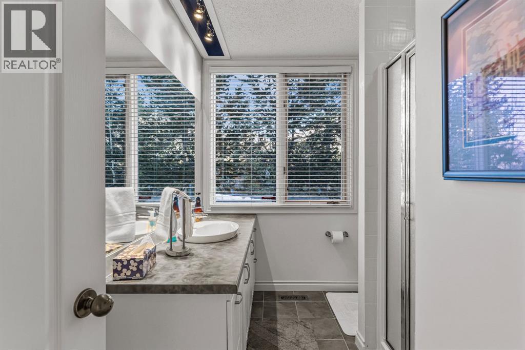 7, 1017 Olympic Drive, Canmore, Alberta  T1W 2N6 - Photo 22 - A2286235