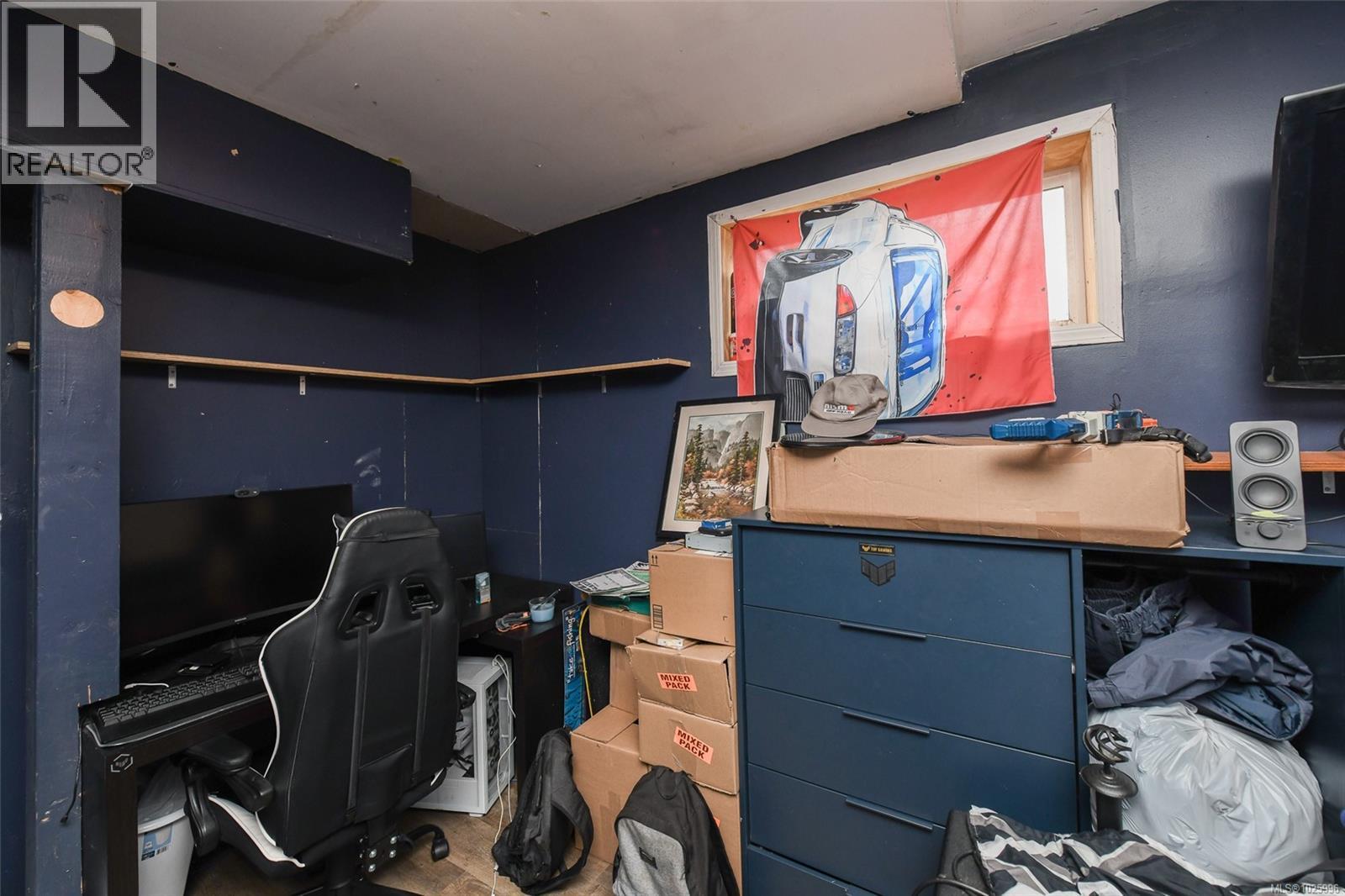 2745 Derwent Ave, Cumberland, British Columbia  V0R 1S0 - Photo 22 - 1025996