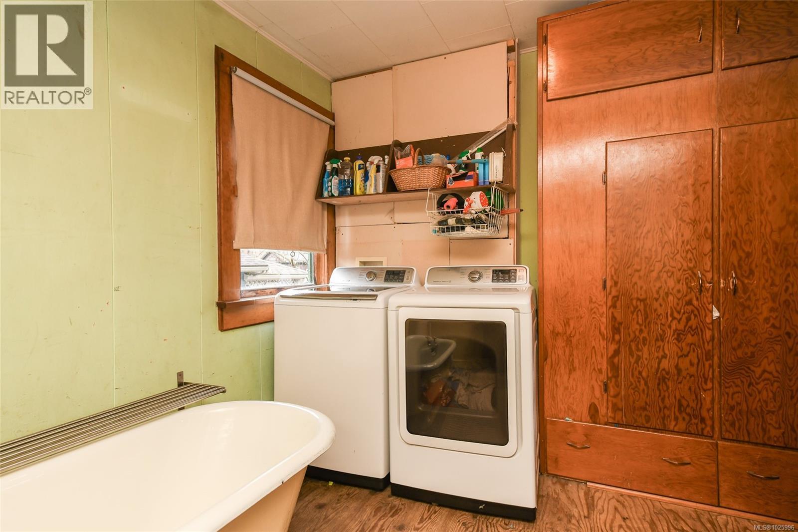 2745 Derwent Ave, Cumberland, British Columbia  V0R 1S0 - Photo 25 - 1025996