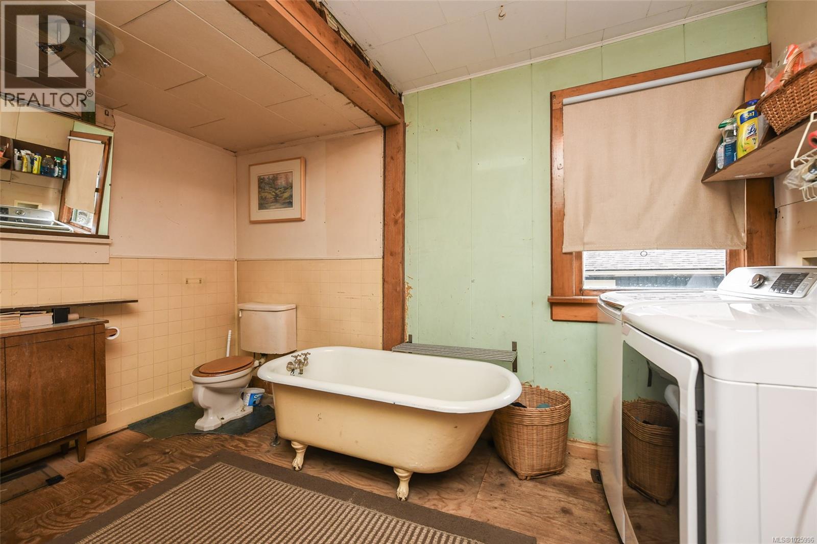 2745 Derwent Ave, Cumberland, British Columbia  V0R 1S0 - Photo 27 - 1025996