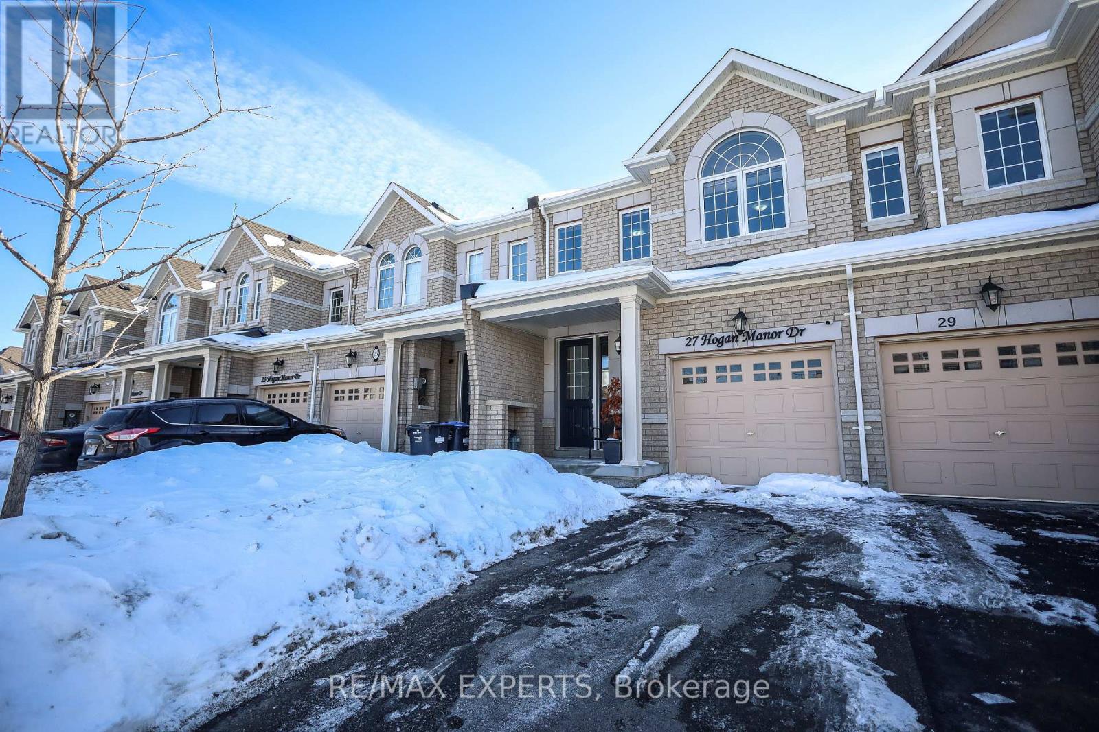 27 Hogan Manor Drive, Brampton, Ontario  L7A 4V3 - Photo 1 - W12788628