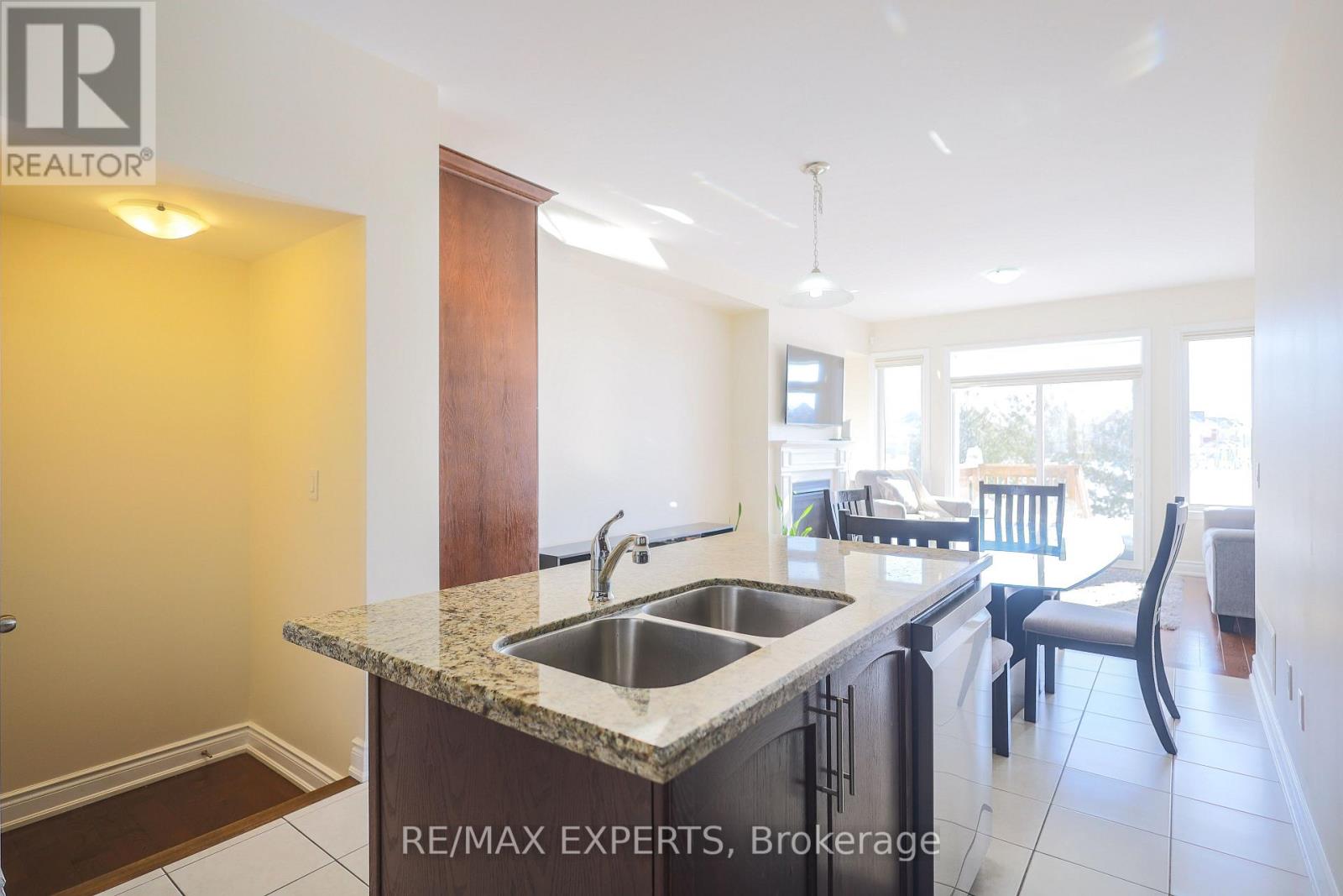 27 Hogan Manor Drive, Brampton, Ontario  L7A 4V3 - Photo 12 - W12788628